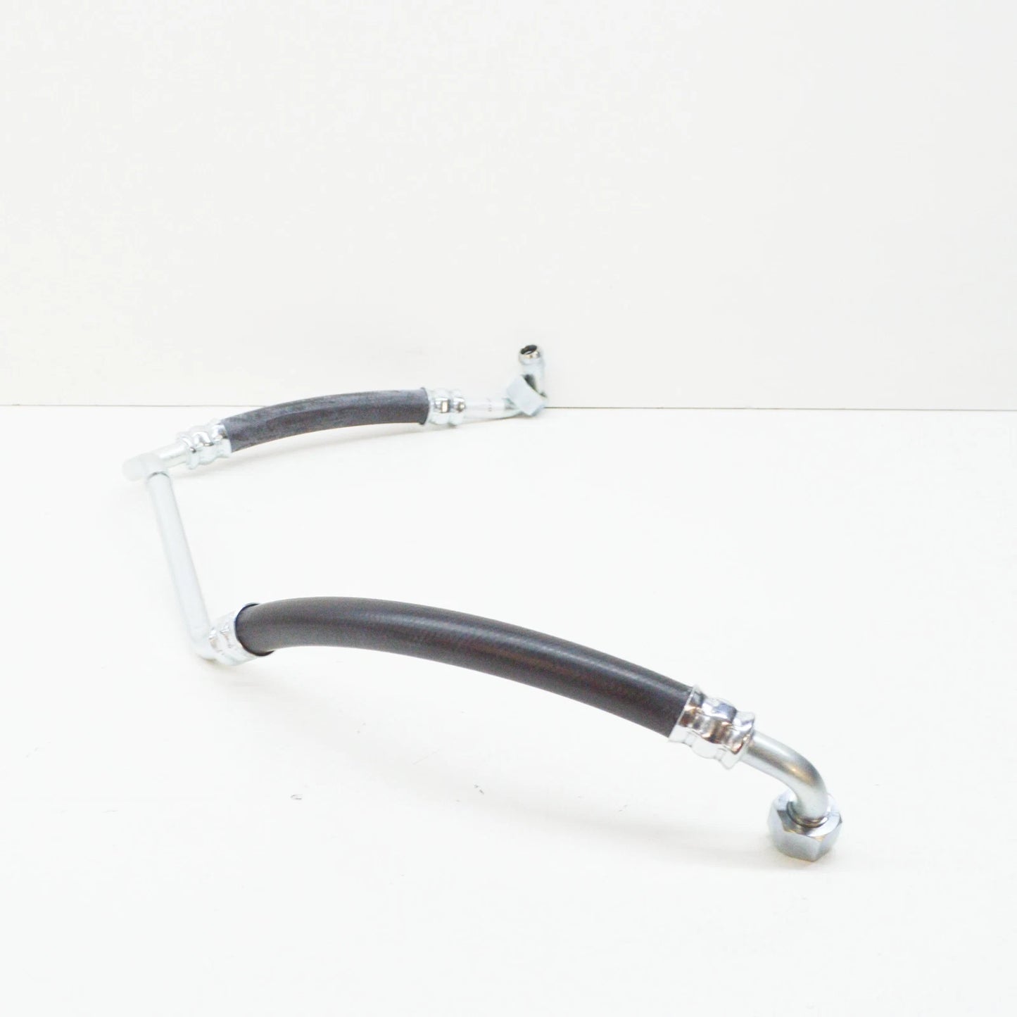 NEW BMW 5 E28 ENGINE OIL COOLING PIPE 17201177715 1177715 ORIGINAL