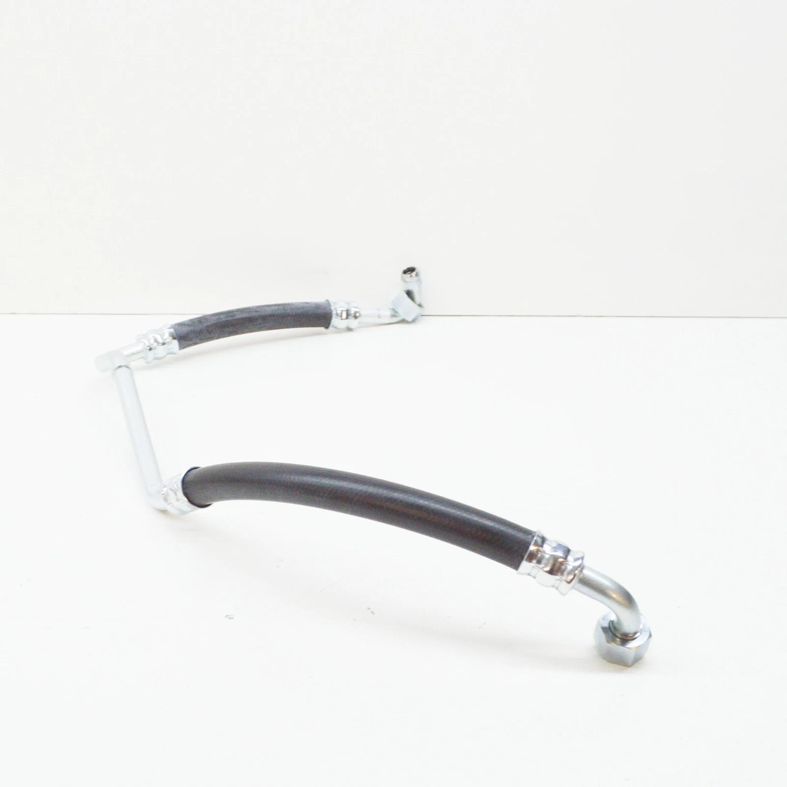 NEW BMW 5 E28 ENGINE OIL COOLING PIPE 17201177715 1177715 ORIGINAL