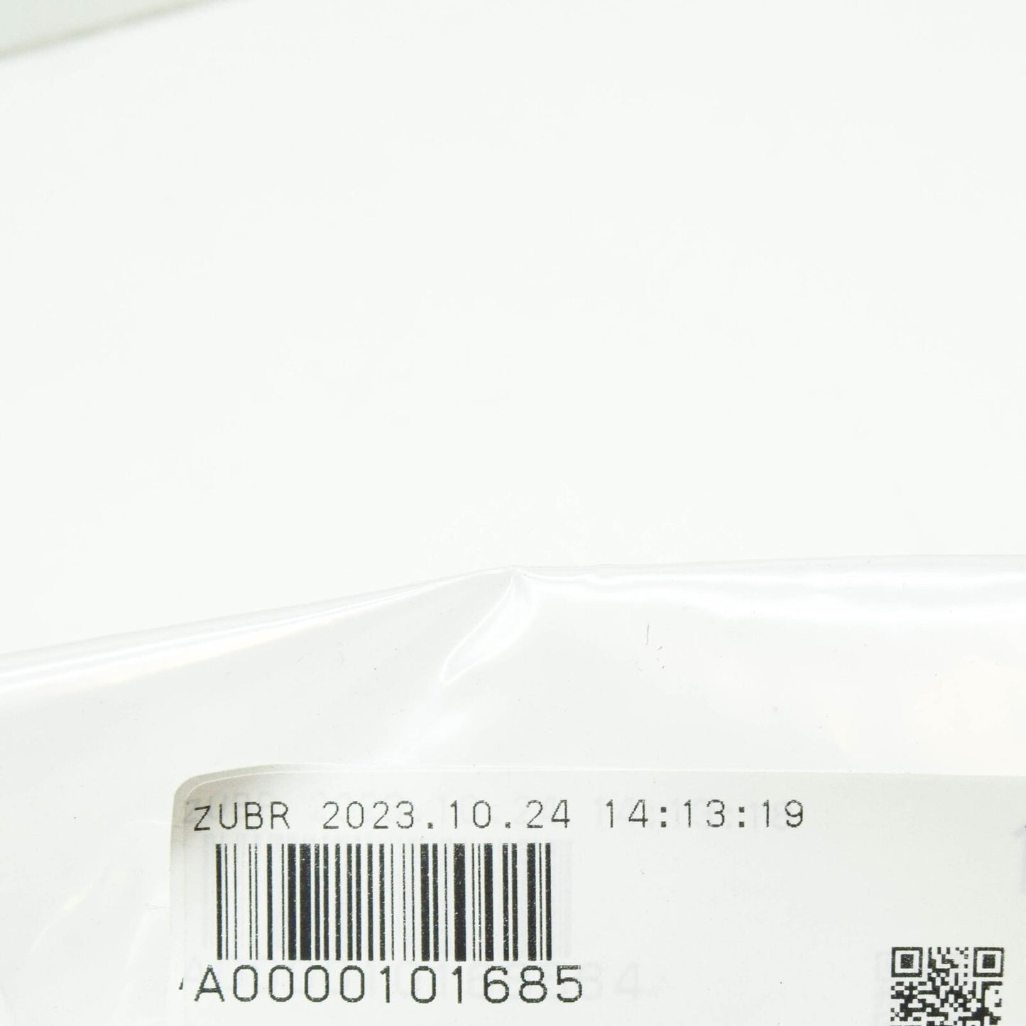 NEW MERCEDES-BENZ CLA C117 FUEL FILLER CAP A0000101685 ORIGINAL