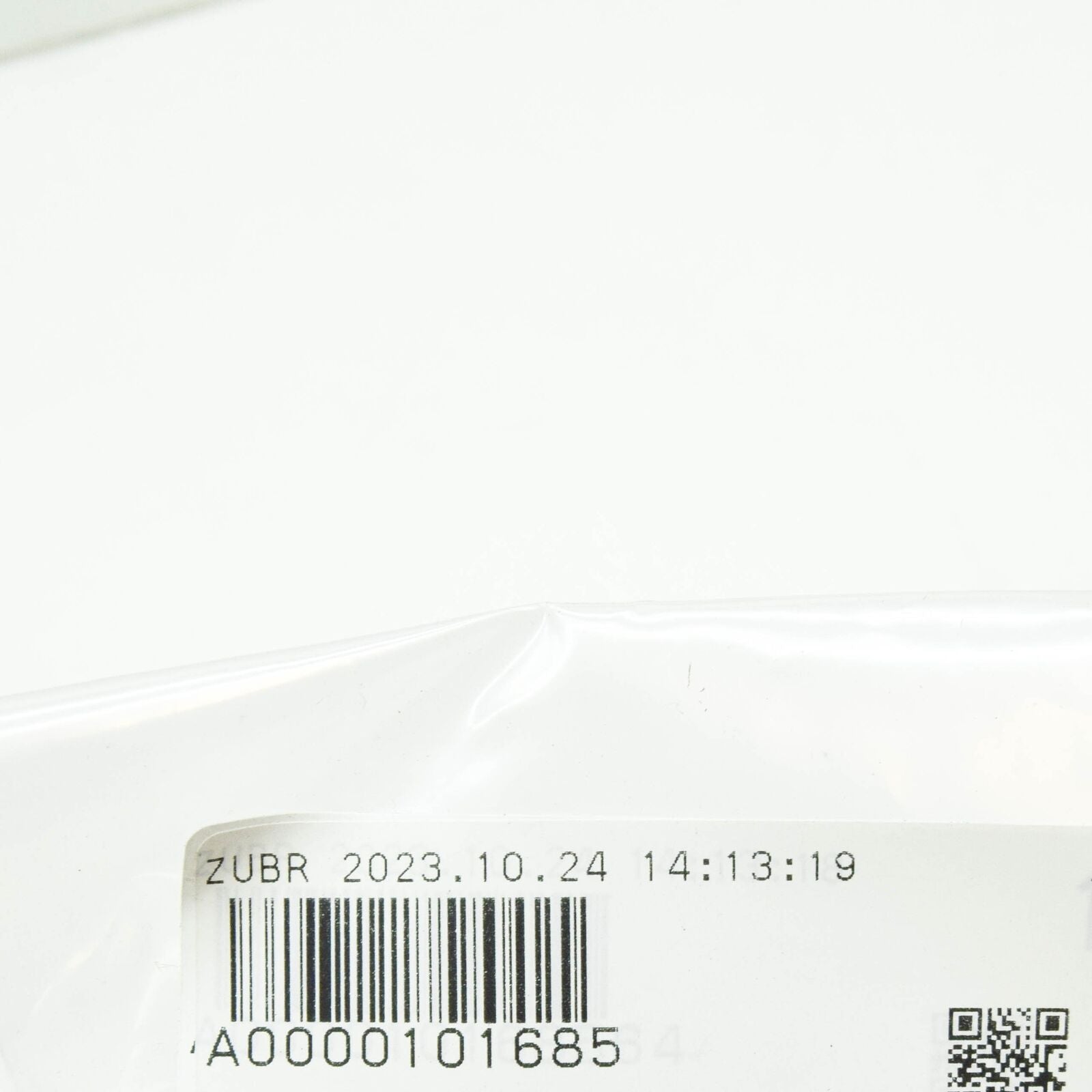 NEW MERCEDES-BENZ CLA C117 FUEL FILLER CAP A0000101685 ORIGINAL