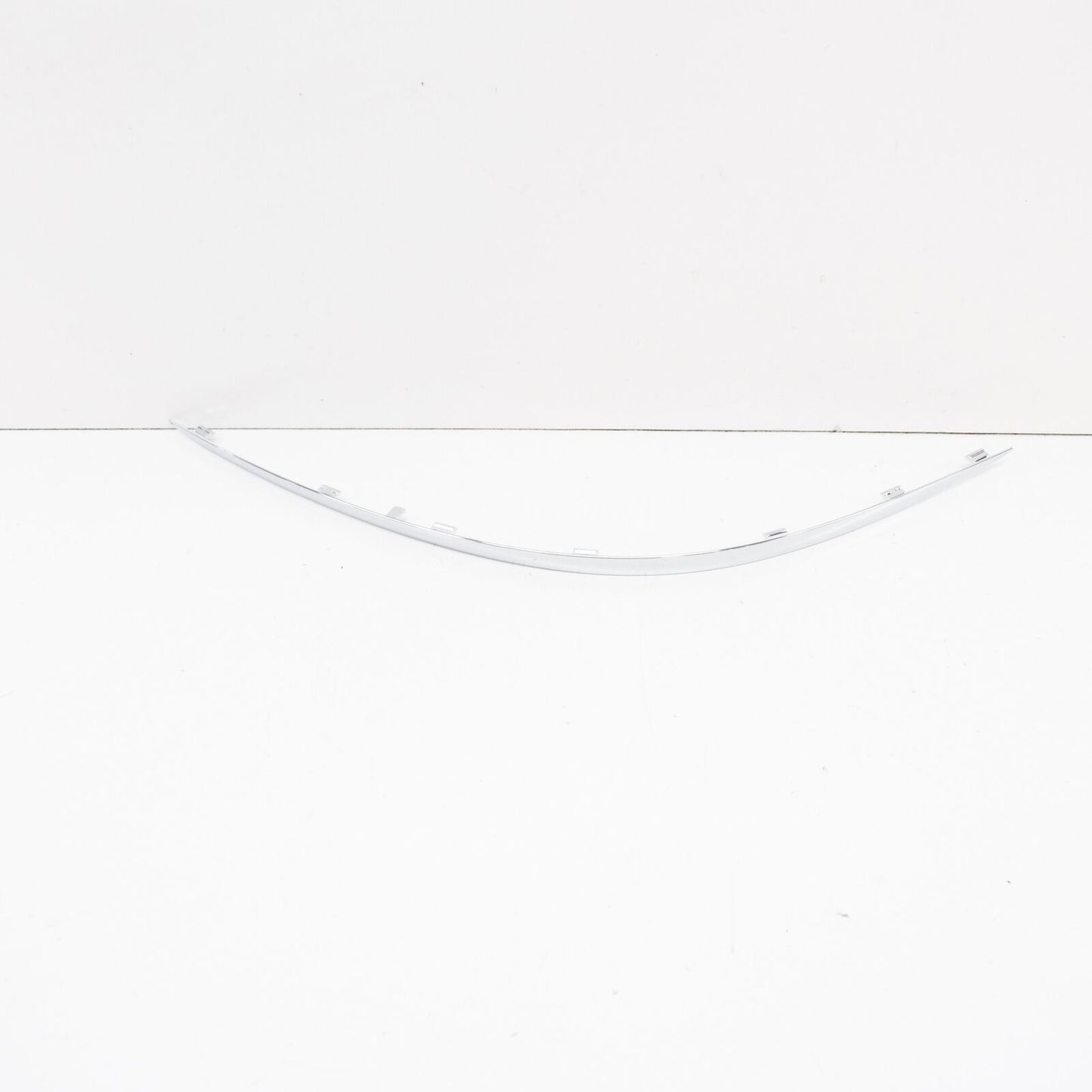 NEW MERCEDES-BENZ E-CLASS W211 FRONT RIGHT BUMPER MOLDING A2118852421 ORIGINAL