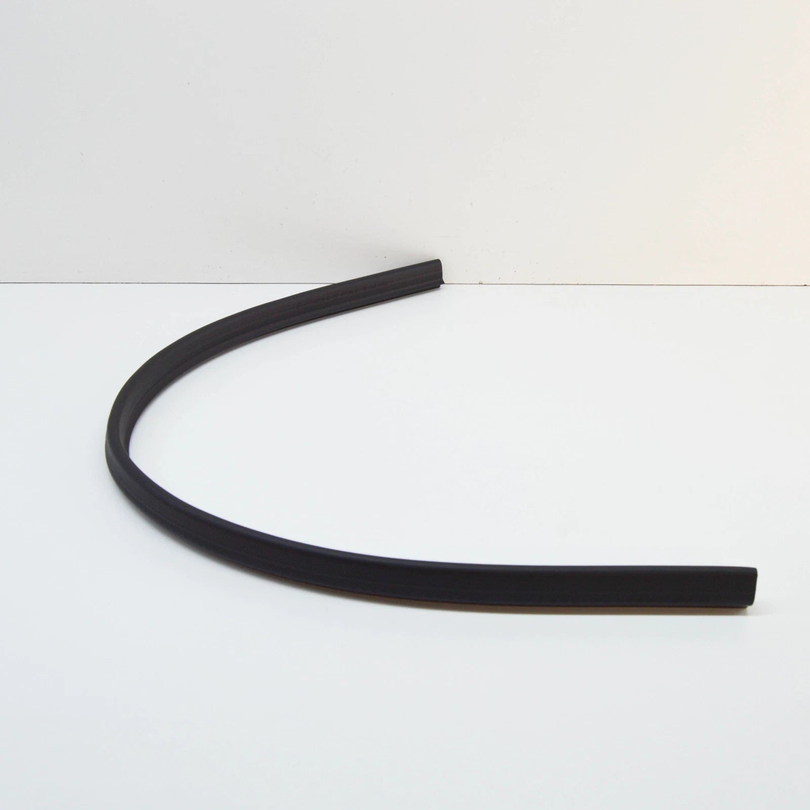 NEW MERCEDES-BENZ B W247 ENGINE HOOD SEAL A1778870600 ORIGINAL