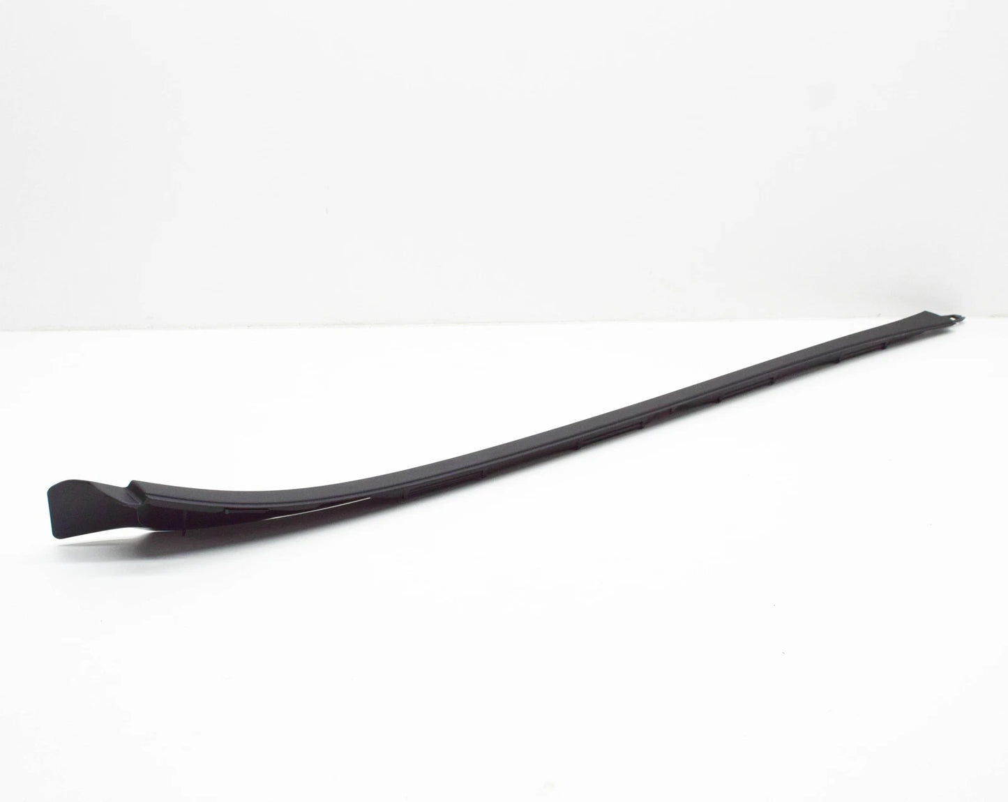 NEW MB CLA COUPE C118 WINDSHIELD LEFT VERTICAL TRIM A1186904900 ORIGINAL