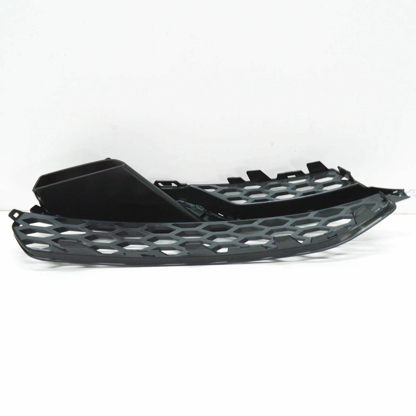 NEW AUDI A3 PA FRONT BUMPER LEFT SIDE GRILLE 8V3807681Q BMO 2013