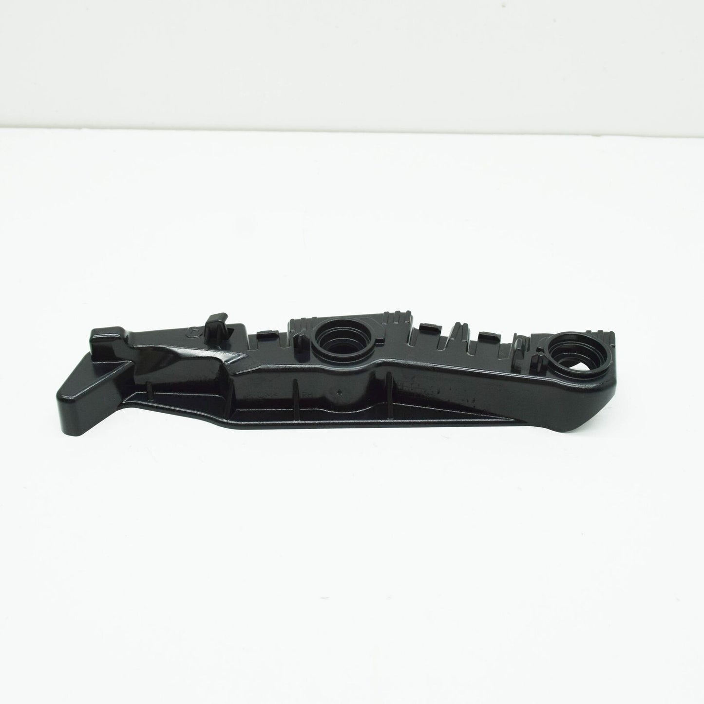 NEW AUDI E-TRON SPORTBACK FRONT RIGHT BUMPER SECTION BRACKET 4KE807284 ORIGINAL