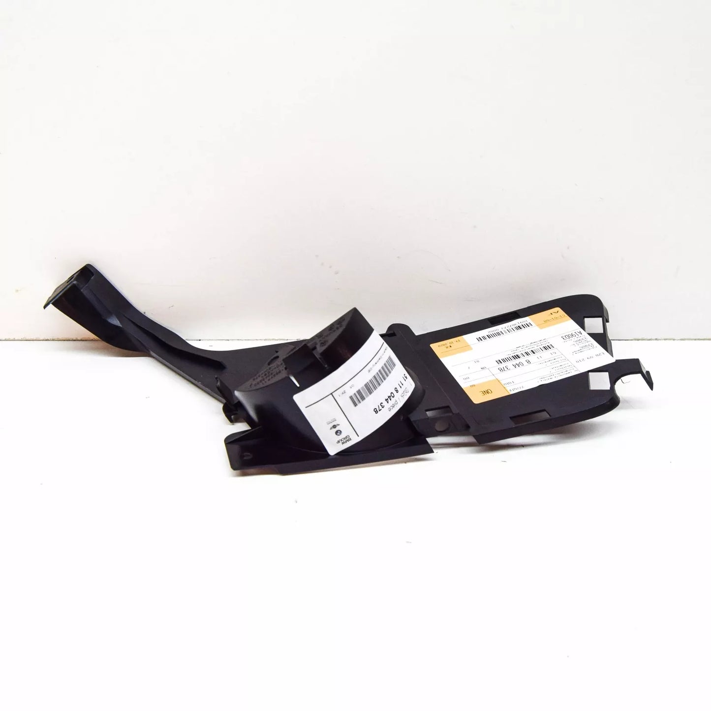 NEW BMW 3 E92 FRONT RIGHT FOG LIGHT SUPPORT BRACKET 51118044378 ORIGINAL