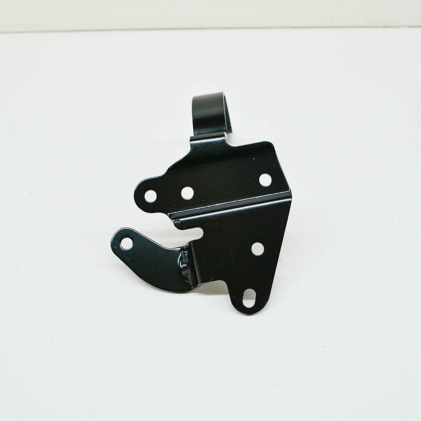 NEW AUDI Q5 80A ENGINE WATER PUMP BRACKET RIGHT 80A145896H ORIGINAL