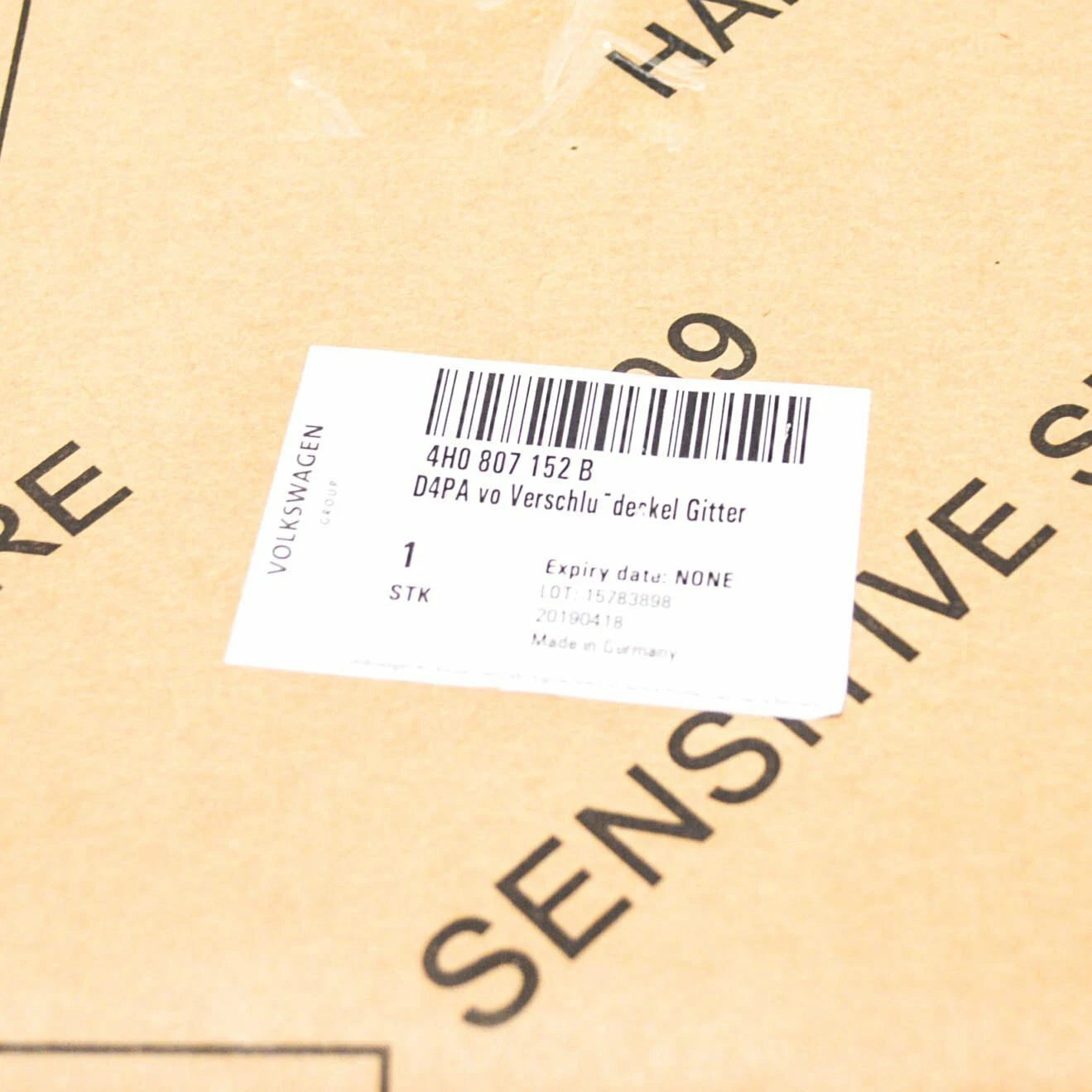 NEW AUDI A8 D4 FRONT RIGHT BUMPER LOWER GRILLE END CAP 4H0807152B