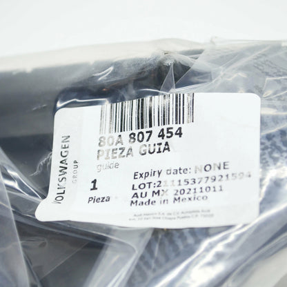 NEW AUDI Q5 SQ5 80A REAR RIGHT BUMPER GUIDE BRACKET 80A807454