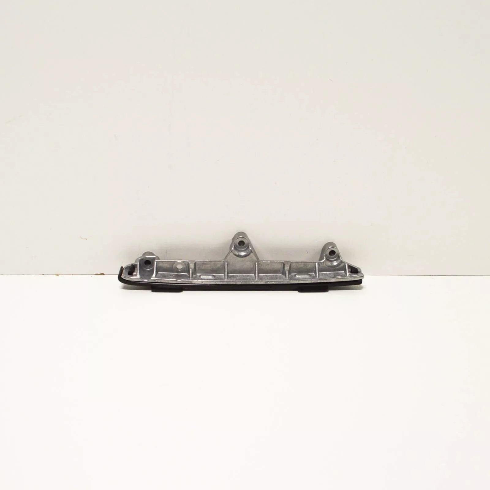 NEW BMW E31 E38 E39 COUPE SEDAN TIMING CHAIN GUIDE RAIL 1704945 11311704945