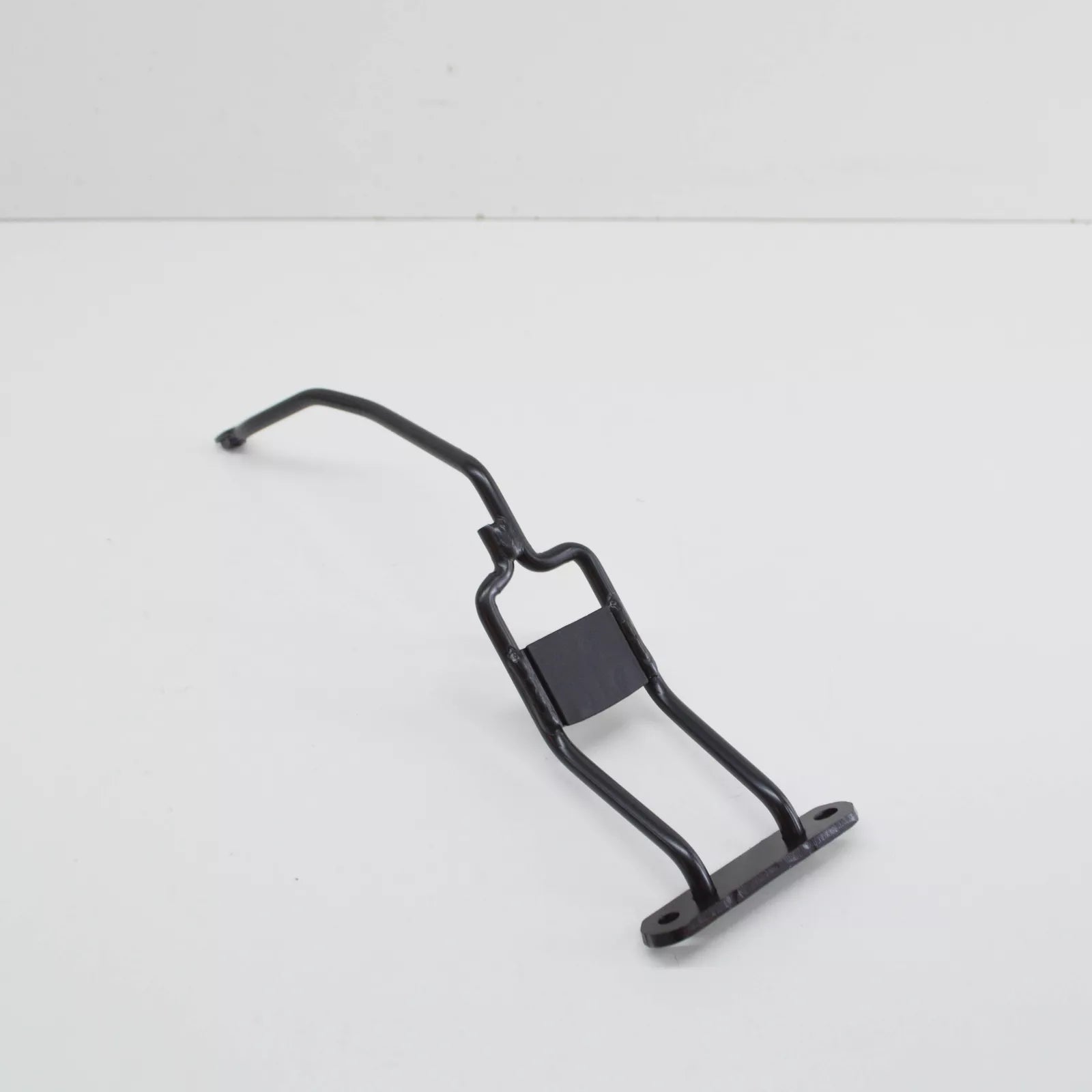 NEW BMW X1 E84 RADIATOR CORE SUPPORT LOCK CATCH BRACE 51642990177 ORIGINAL