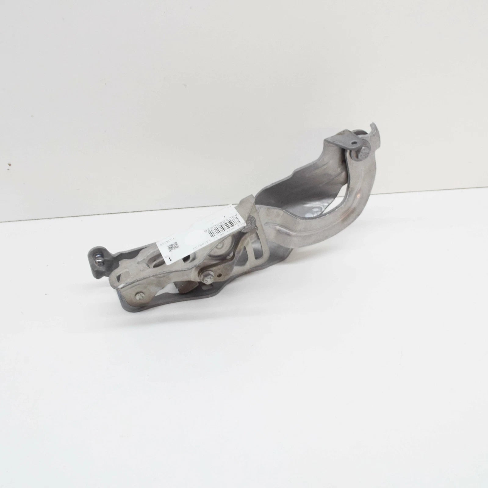 NEW MERCEDES-BENZ C-CLASS W205 HOOD HINGE FRONT RIGHT A2058800928