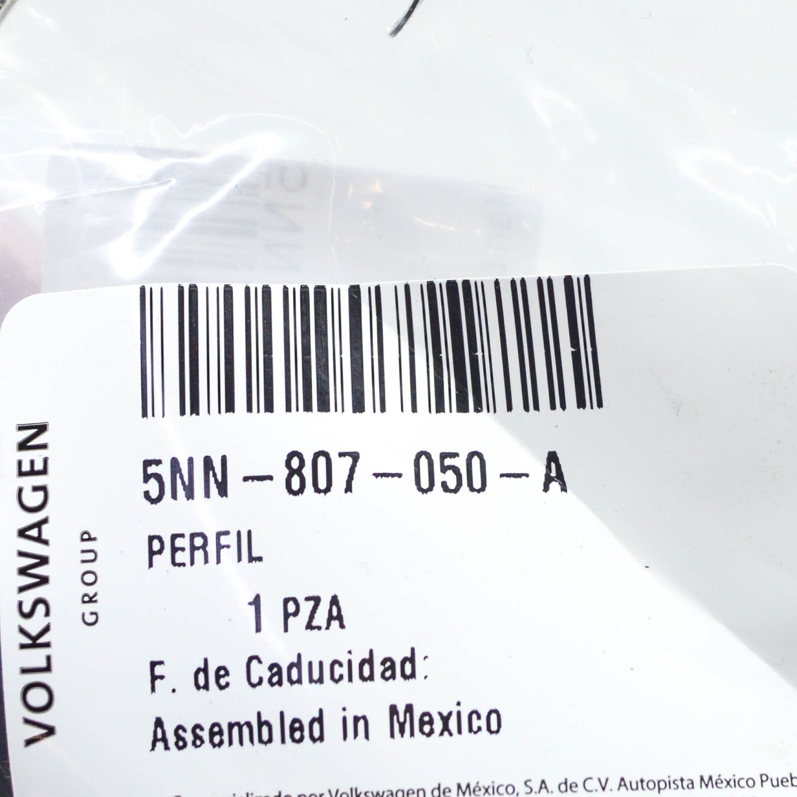 NEW VOLKSWAGEN TIGUAN AD FRONT RIGHT BUMPER BRACKET GUIDE 5NN807050A ORIGINAL