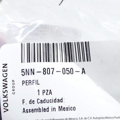 NEW VOLKSWAGEN TIGUAN AD FRONT RIGHT BUMPER BRACKET GUIDE 5NN807050A ORIGINAL