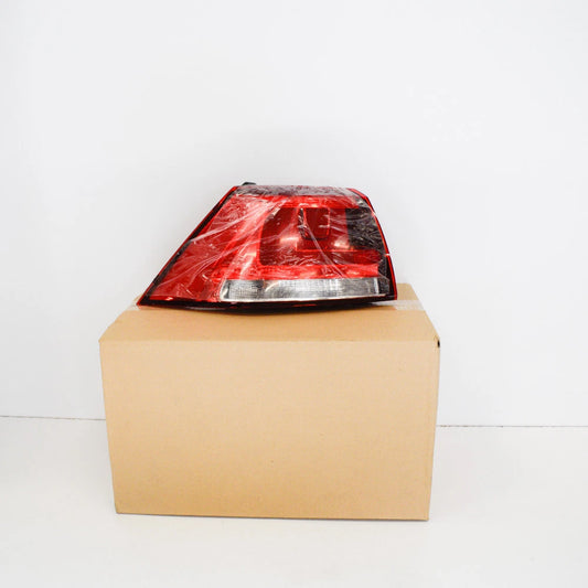 NEW VOLKSWAGEN GOLF MK7 REAR LEFT TAIL LIGHT 5G0945095M