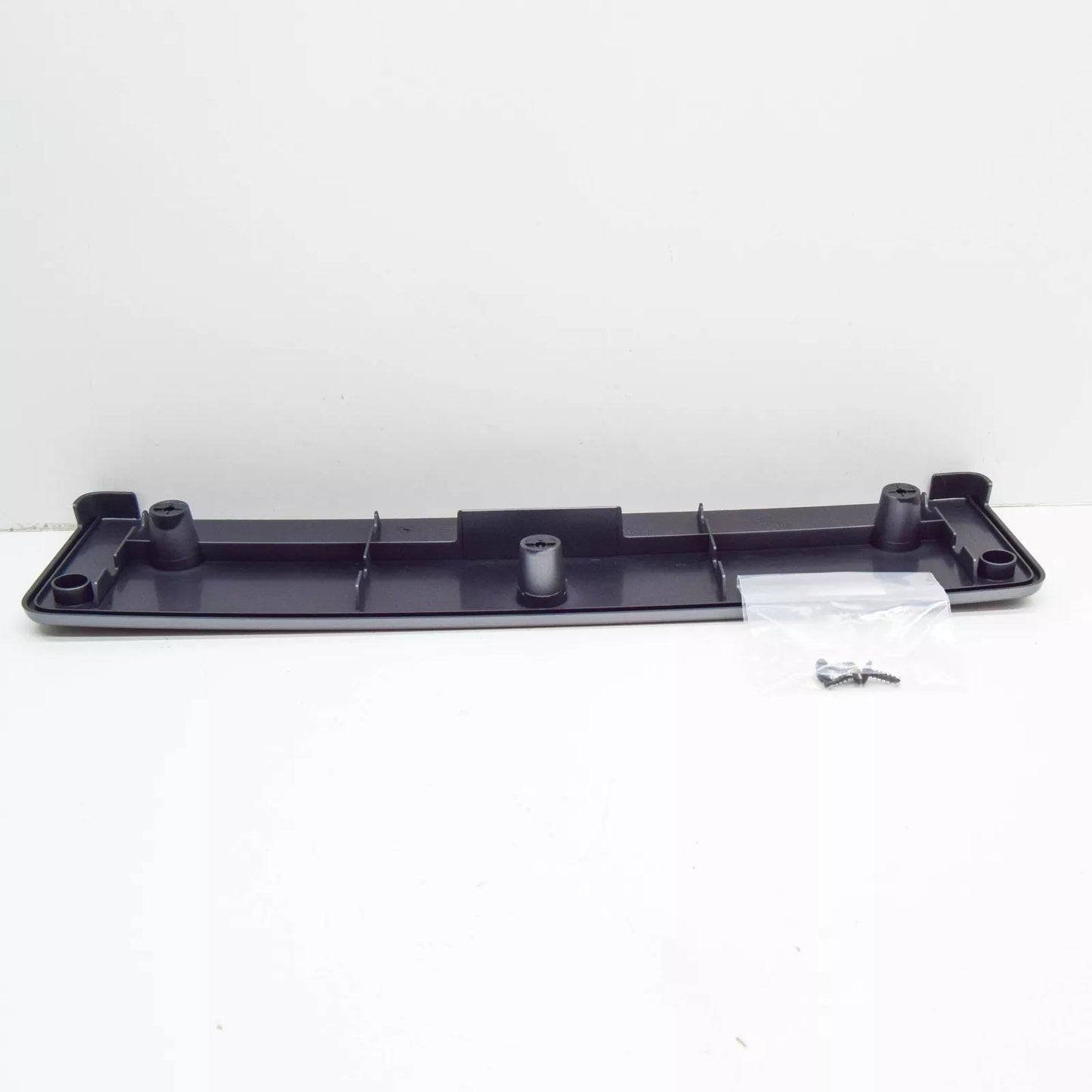 NEW AUDI A8 4H FRONT BUMPER LICENSE PLATE HOLDER 4H0807285K1RR ORIGINAL