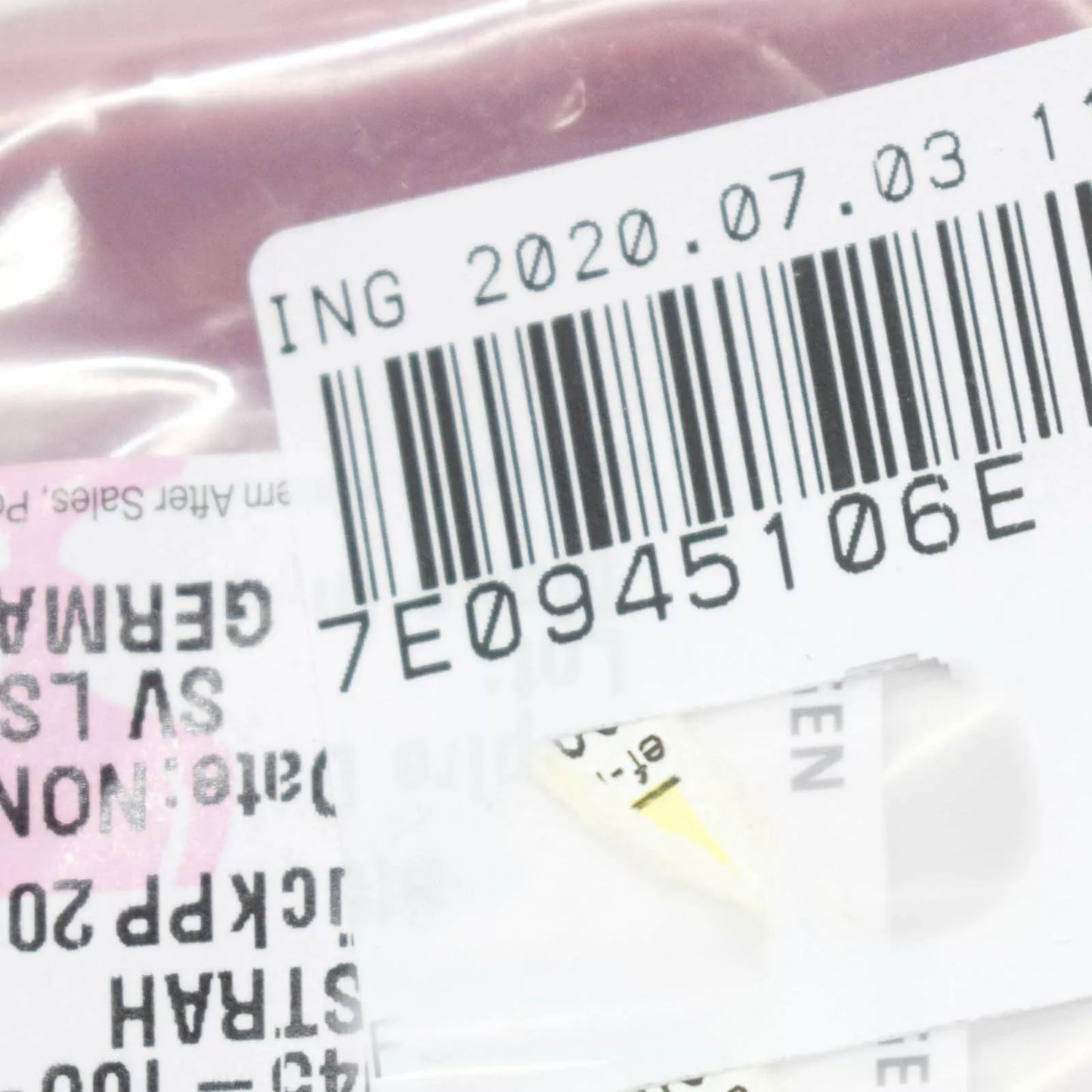 NEW VOLKSWAGEN TRANSPORTER T5 REAR BUMPER RIGHT REFLECTOR 7E0945106E