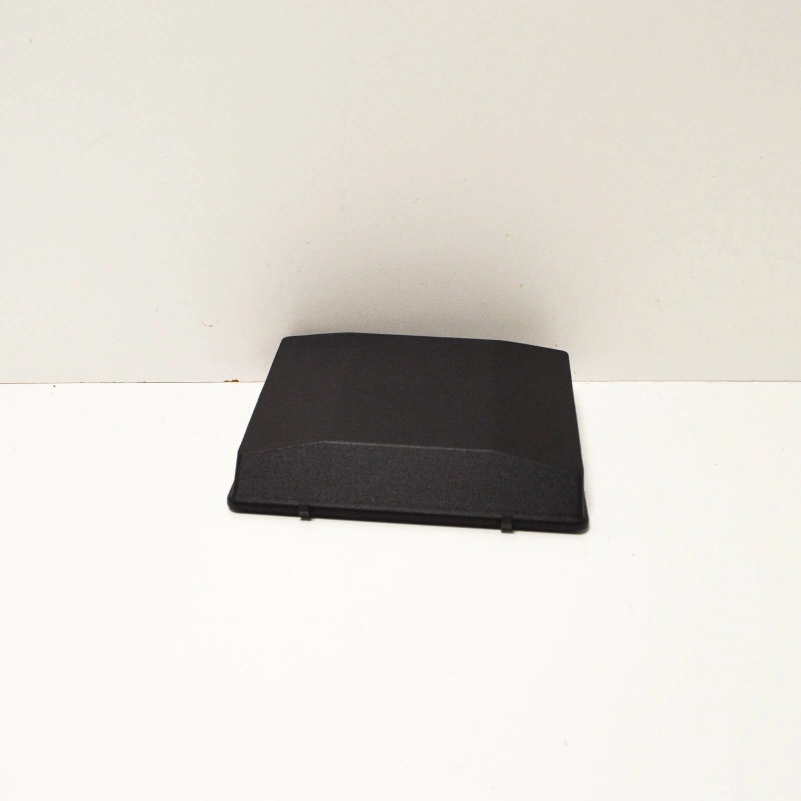 NEW BMW 8 E31 FUSE BOX COVER 61131383273 1383273 ORIGINAL