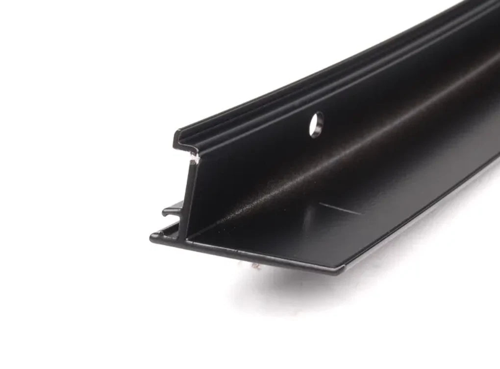 NEW BMW 3 E46 REAR LEFT DOOR C-COLUMN WINDOW FRAME 51348208993 8208993 ORIGINAL