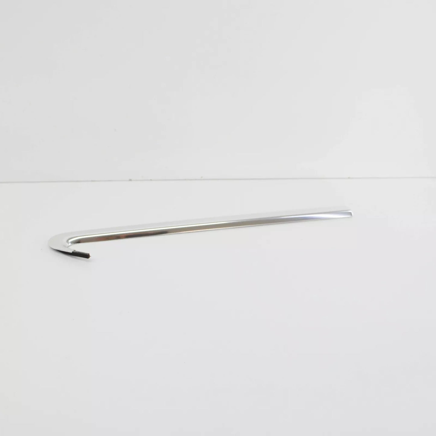 NEW AUDI A6 C7 REAR LEFT SIDE WINDOW TRIM STRIP 4G5853345D2ZZ ORIGINAL