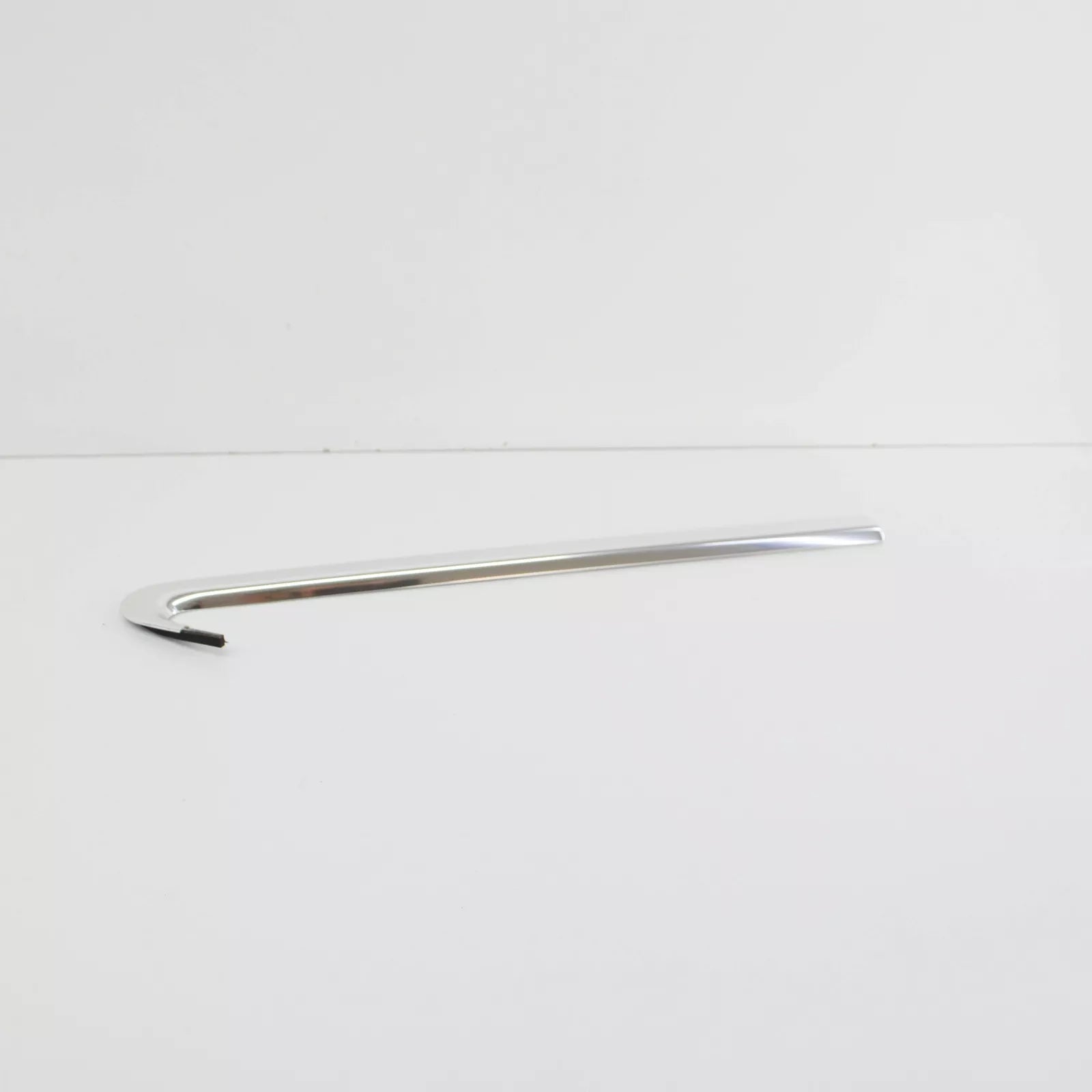 NEW AUDI A6 C7 REAR LEFT SIDE WINDOW TRIM STRIP 4G5853345D2ZZ ORIGINAL