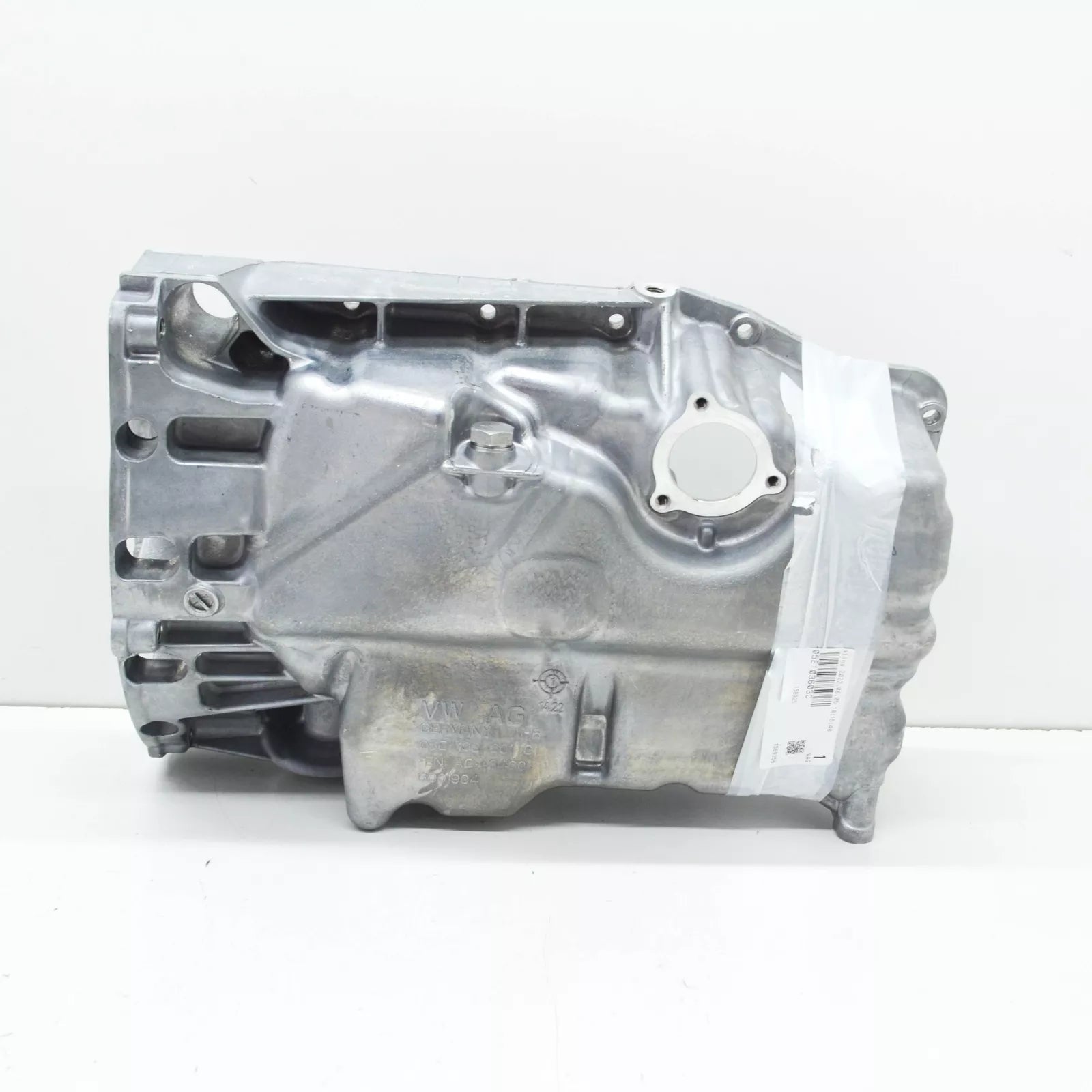 NEW VW TOURAN 5T ENGINE OIL SUMP 05E103603C ORIGINAL