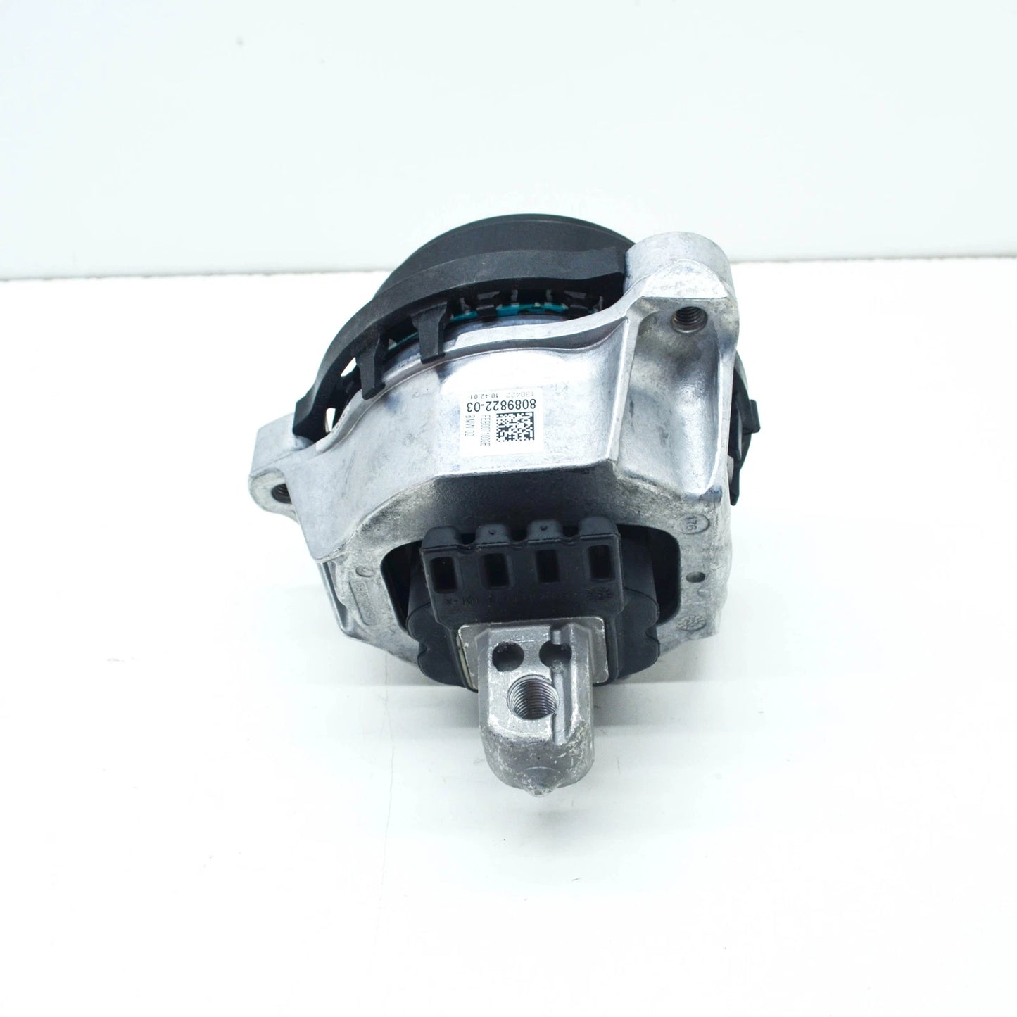 NEW BMW M5 F90 RIGHT SIDE ENGINE MOUNT 8089822 22118089822 ORIGINAL