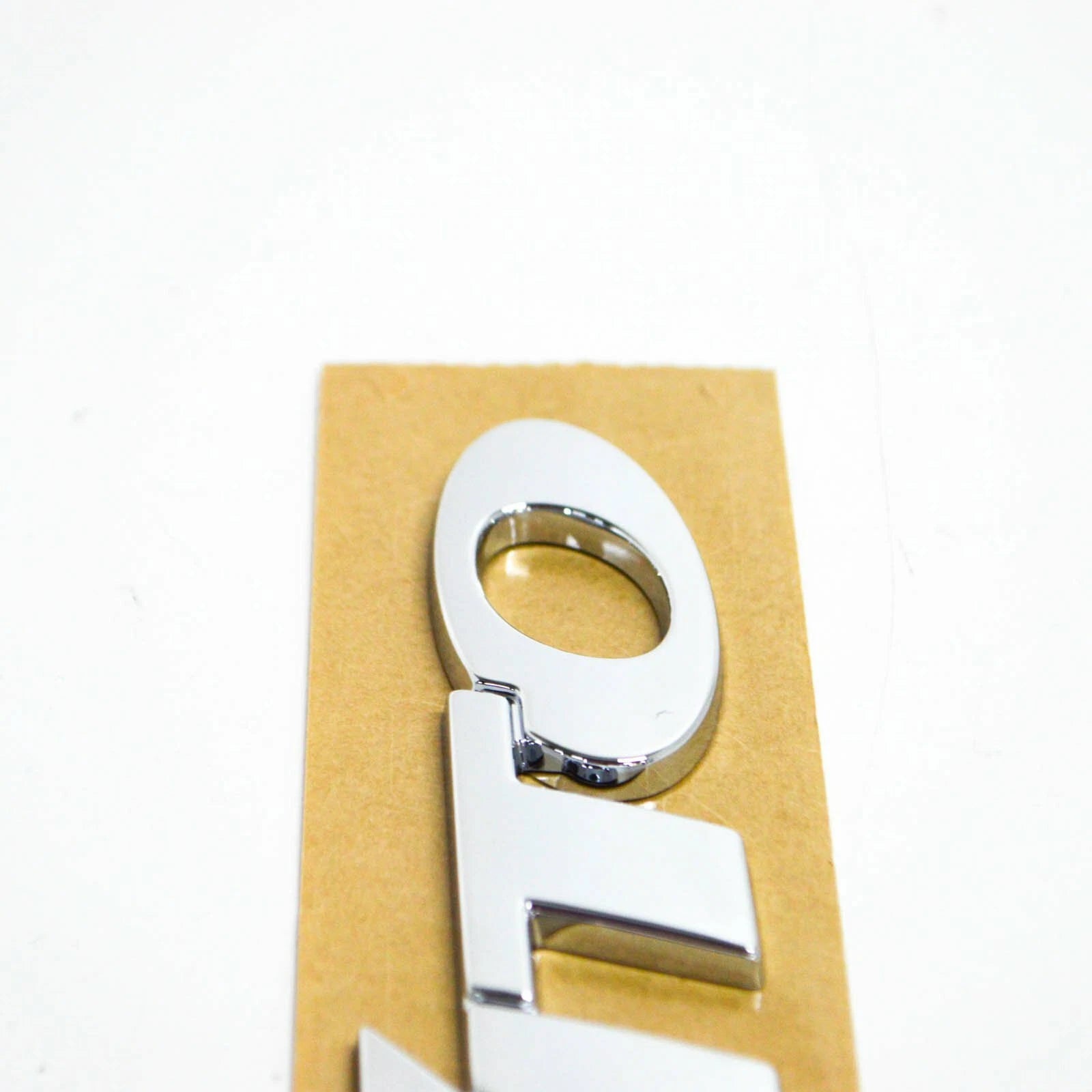 NEW MERCEDES-BENZ VITO W639 REAR EMBLEM BADGE A6398171314