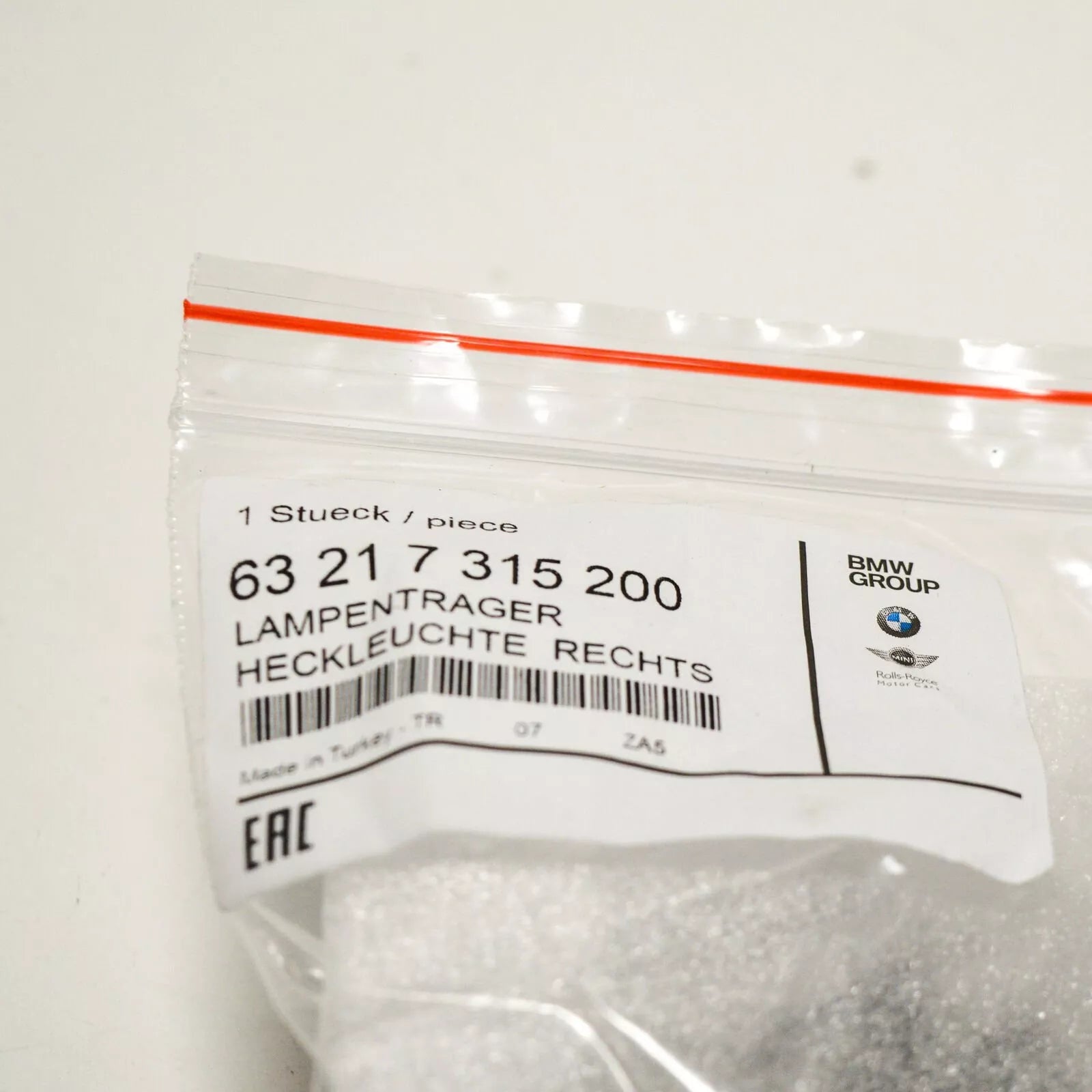 NEW BMW 1 F20 REAR RIGHT LIGHT BULB SOCKET 63217315200 ORIGINAL