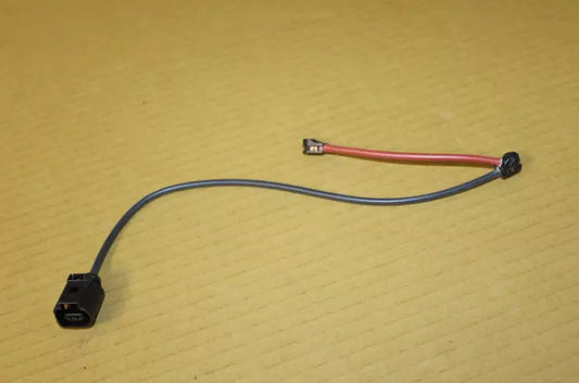NEW AUDI A3 SPORTBACK 8Y FRONT RH DISC BRAKE PAD WEAR SENSOR 83A615121A ORIGINAL