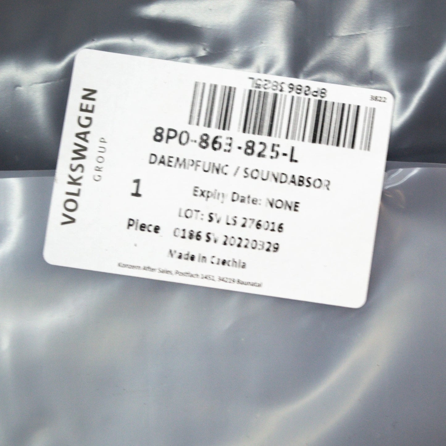 NEW AUDI A3 8P FRONT BONNET HOOD INSULATION 8P0863825L ORIGINAL