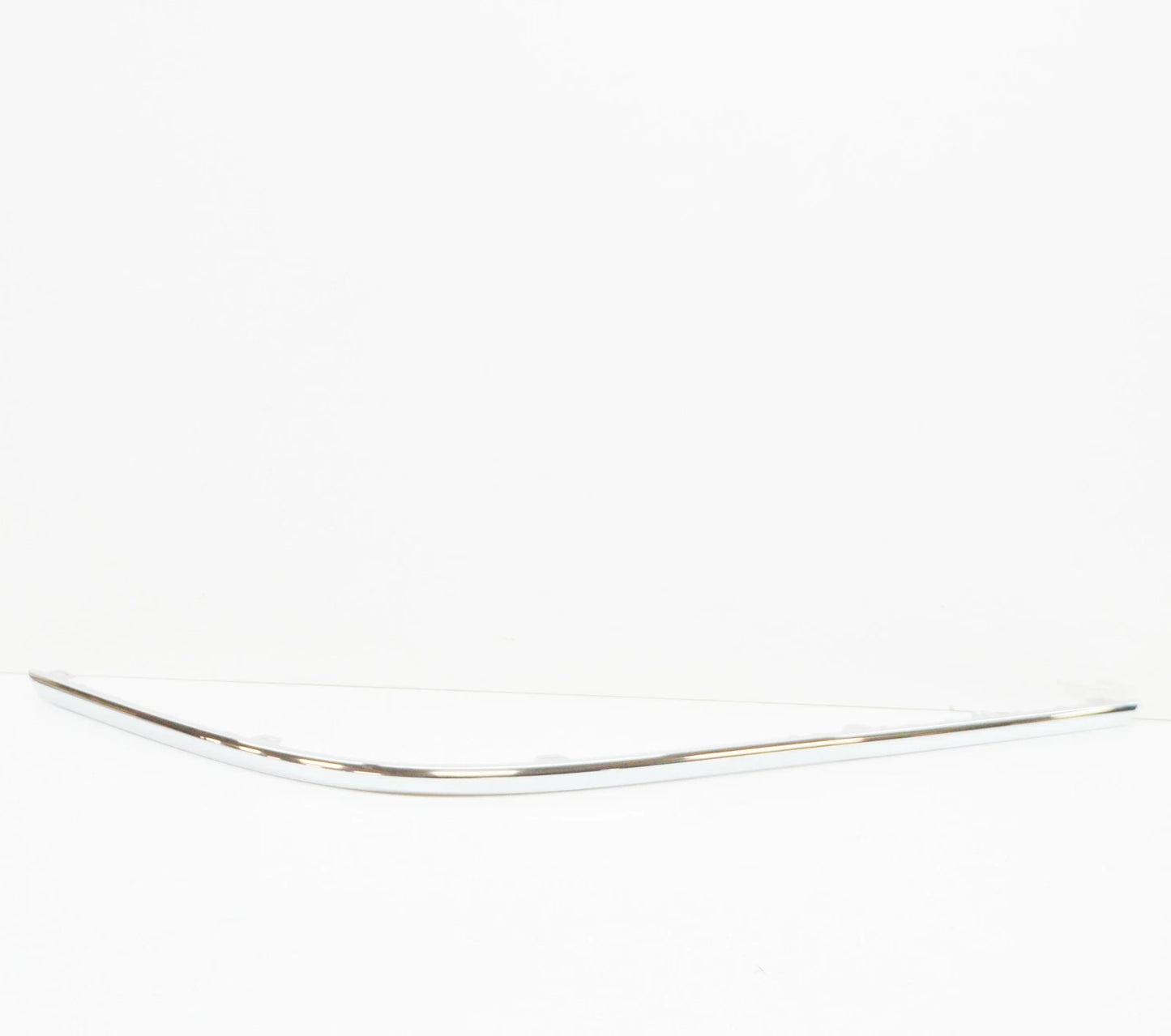 NEW VW PASSAT B6 REAR BUMPER RIGHT SIDE MOULDING TRIM 3C5807460A 2ZZ