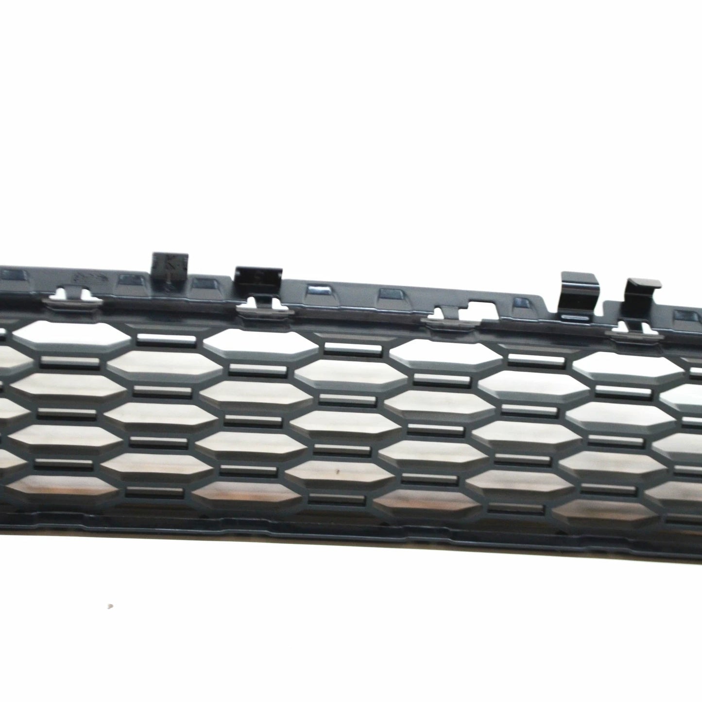 NEW BMW 5 G30 FRONT M BUMPER CENTER LOWER GRILLE 51118064930 ORIGINAL