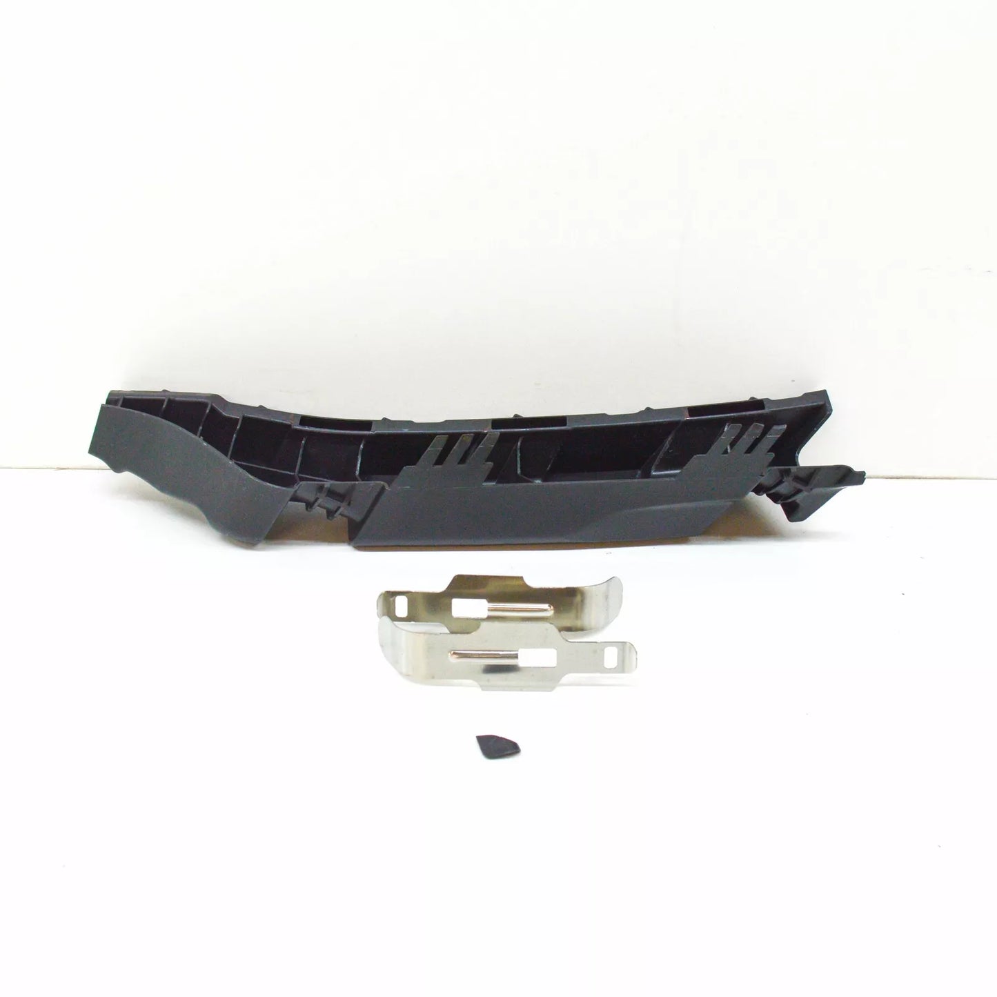 NEW BMW X7 G07 RIGHT HEADLIGHT BRACKET MOUNT 9466172 63119466172 ORIGINAL