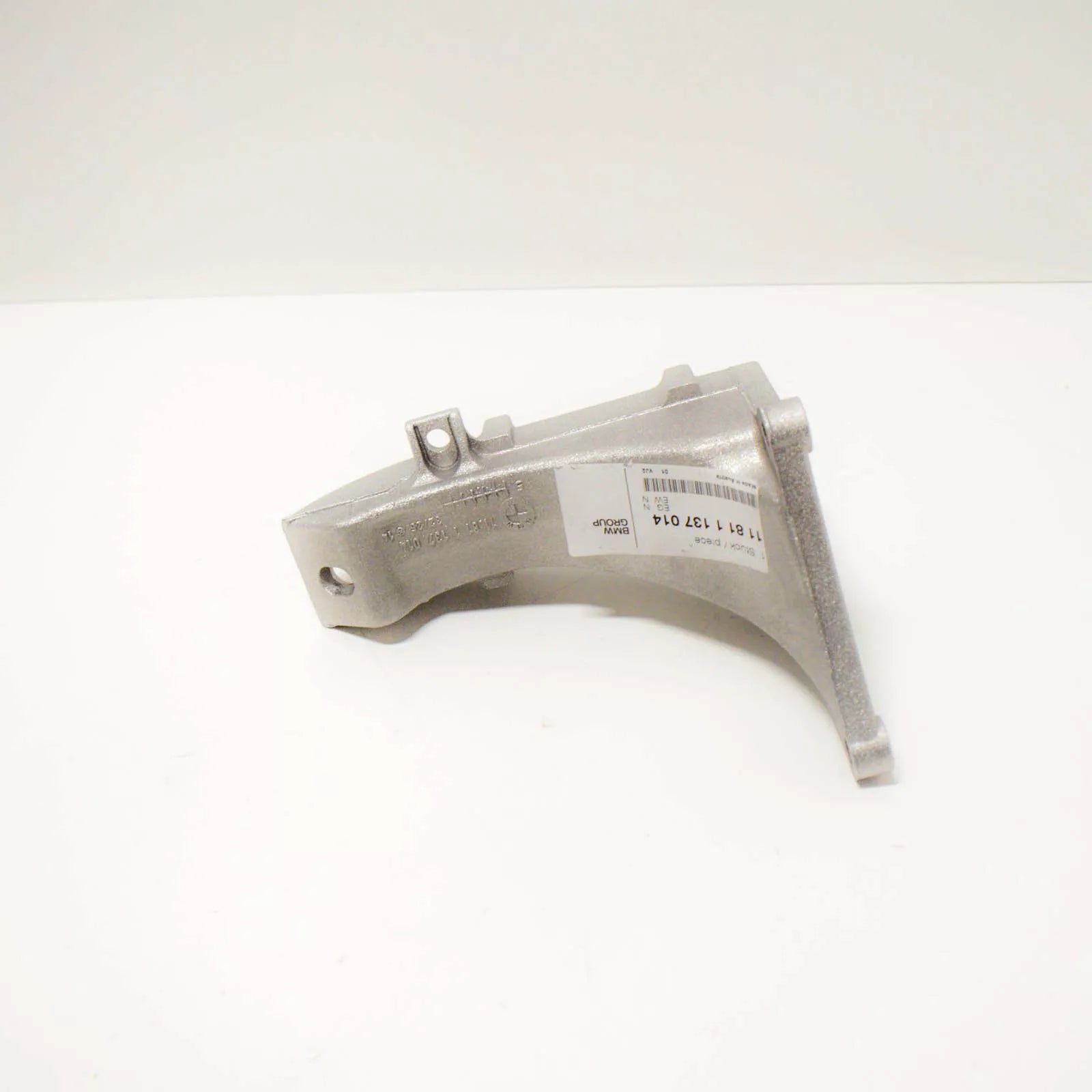 NEW BMW 3 E36 RIGHT ENGINE SUPPORTING BRACKET 11811137014 1137014 ORIGINAL