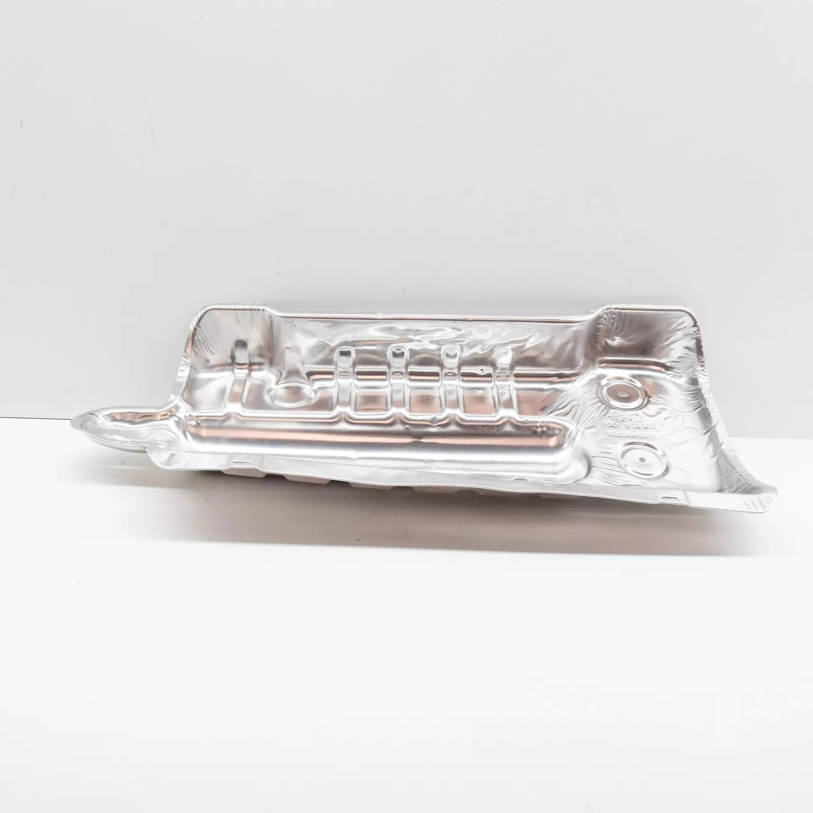 NEW MB SPRINTER W906 ABOVE EXHAUST MUFFLER PROTECTIVE SHEET A9064913830 ORIGINAL