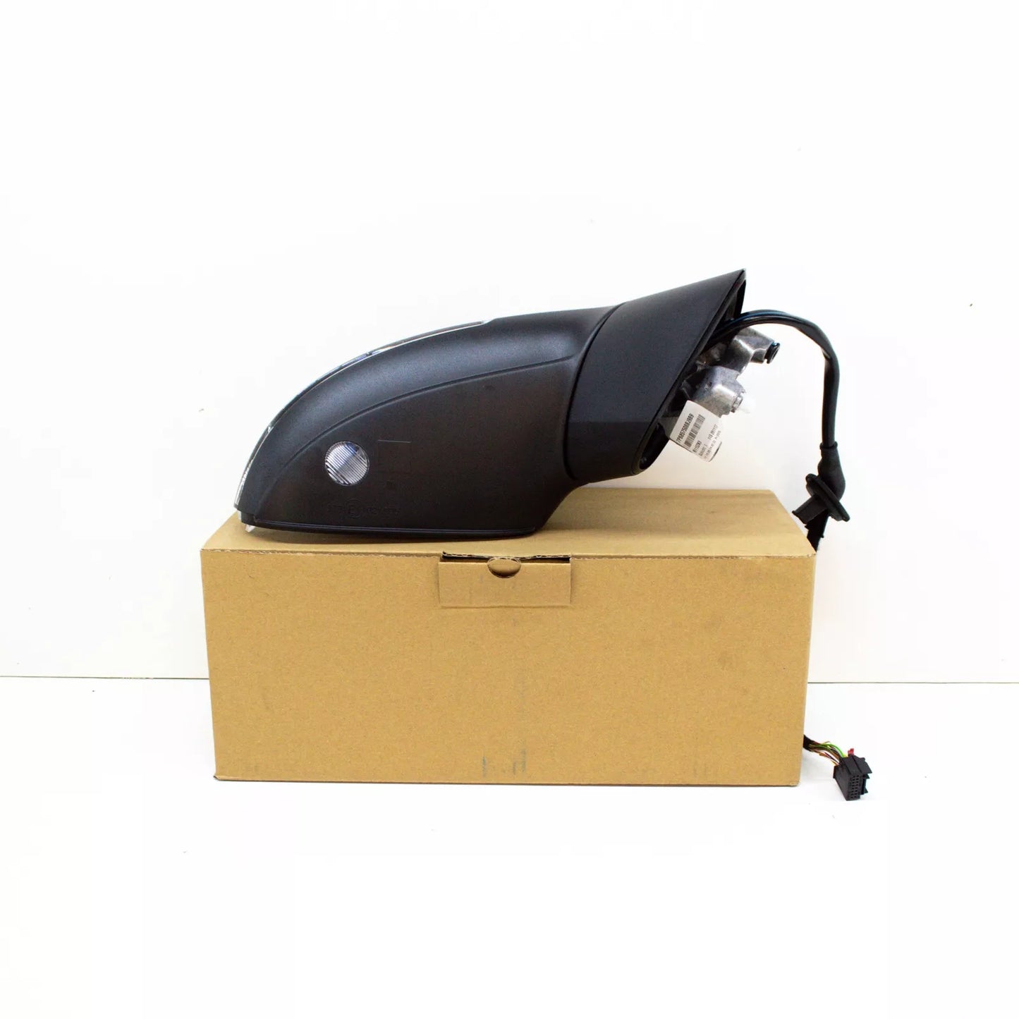 NEW VW TOUAREG 7P FRONT RIGHT SIDE WING MIRROR LHD 7P6857508BJ9B9 ORIGINAL