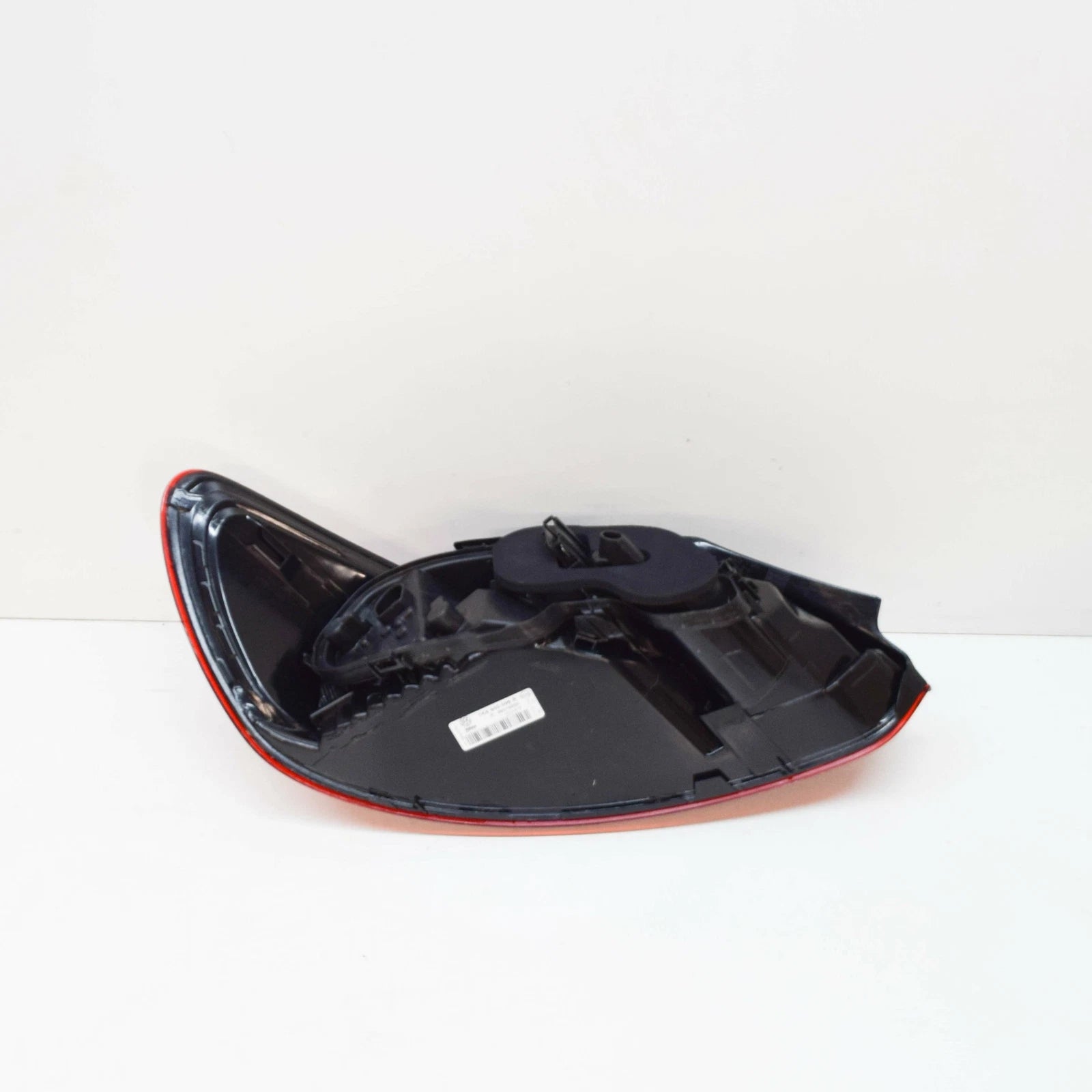 NEW VOLKSWAGEN SCIROCCO MK3 REAR RIGHT TAILLIGHT 1K8945096R