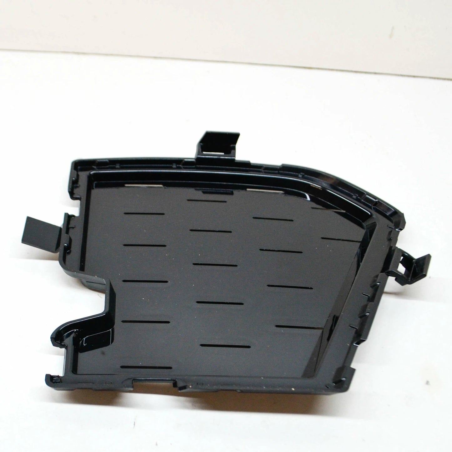 NEW BMW X6 G06 M FRONT BUMPER LEFT GRILLE COVER 51118092291 ORIGINAL