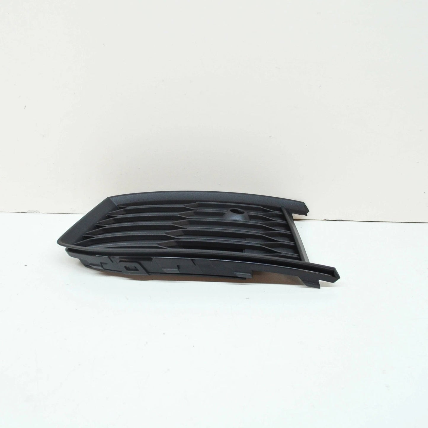NEW AUDI A6 C8 FRONT BUMPER LEFT GRILLE 4K0807647A9B9