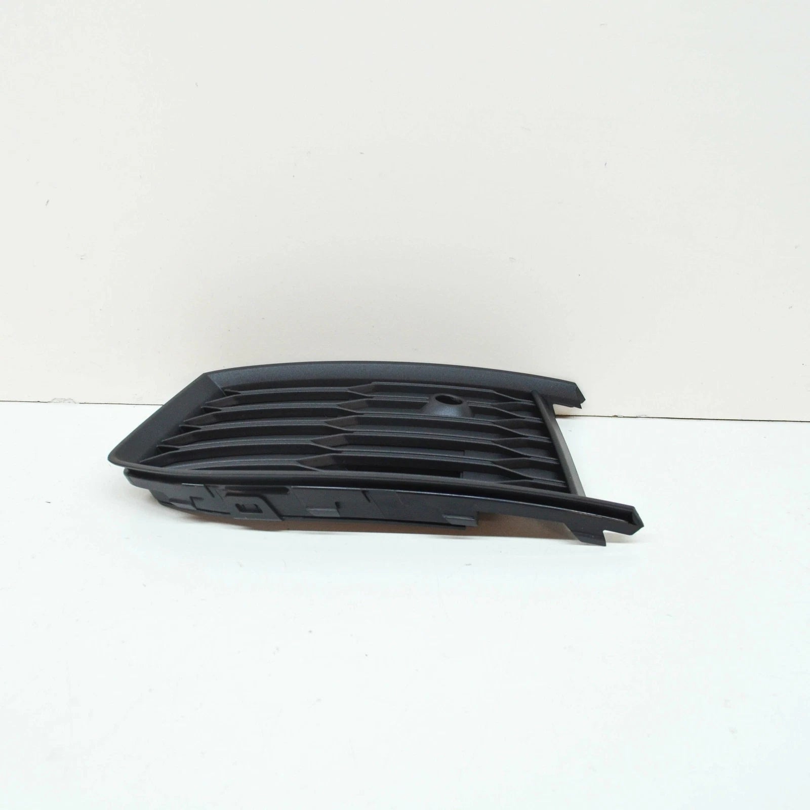 NEW AUDI A6 C8 FRONT BUMPER LEFT GRILLE 4K0807647A9B9