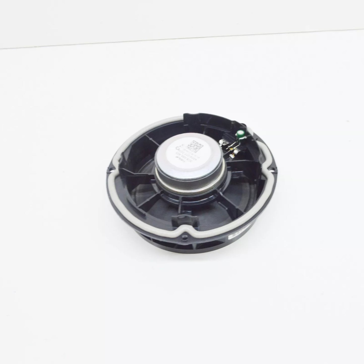 NEW VOLKSWAGEN CC REAR RIGHT DOOR BASS LOUDSPEAKER 3C8035453