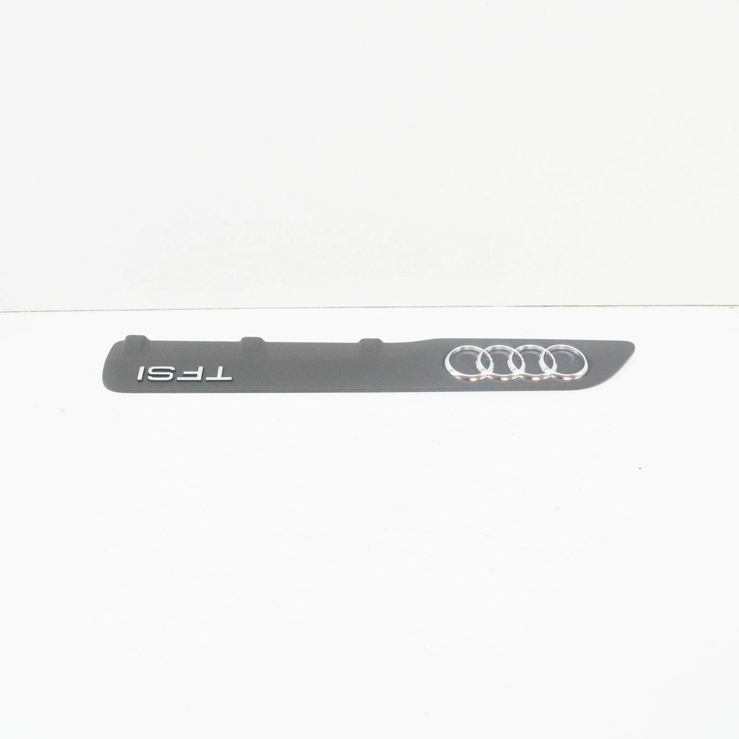 NEW AUDI RSQ3 8U ENGINE INTAKE MANIFOLD LOGO PLATE 07K133621B