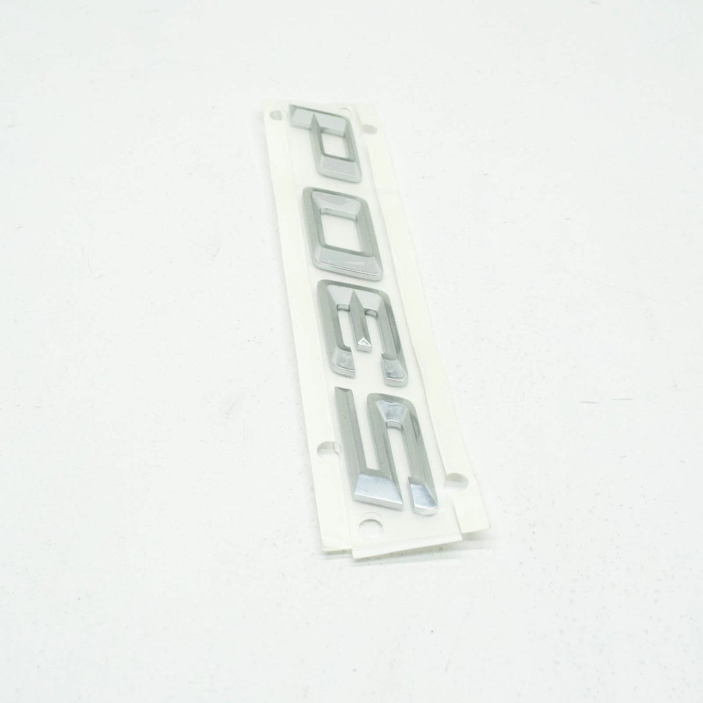 NEW BMW 5 G30 REAR TRUNK BOOTLID BADGE 51147418518 7418518 ORIGINAL