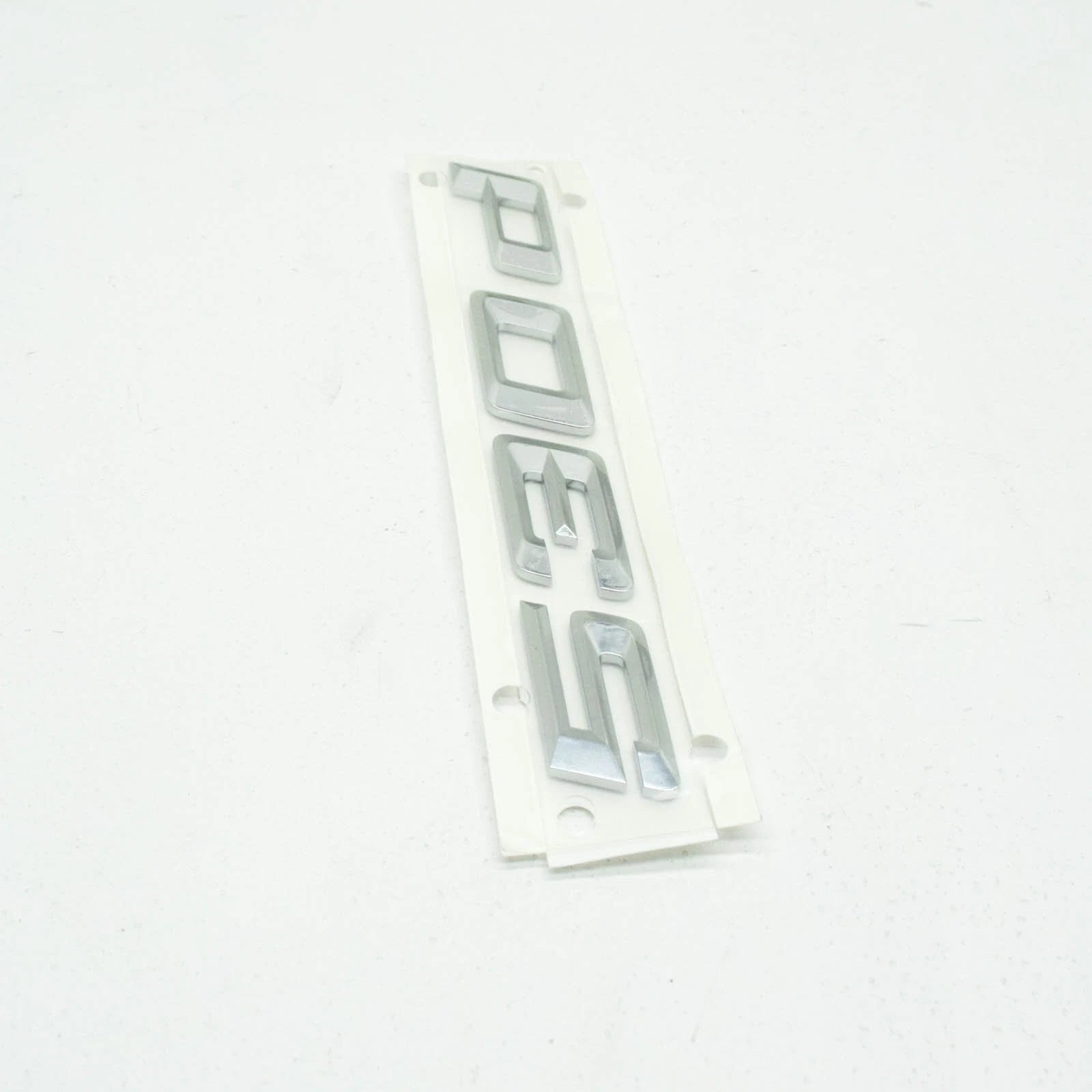 NEW BMW 5 G30 REAR TRUNK BOOTLID BADGE 51147418518 7418518 ORIGINAL