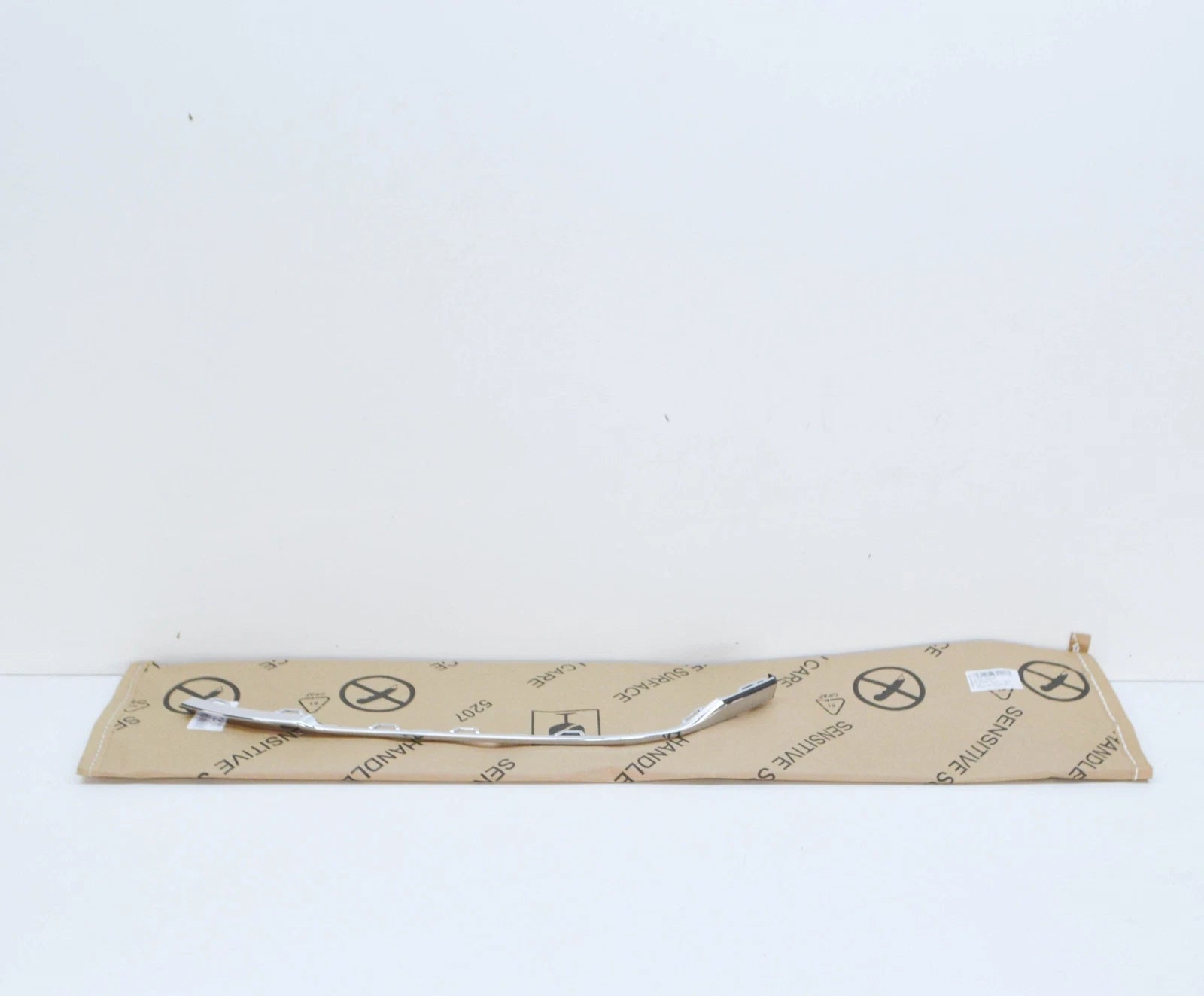 NEW VOLKSWAGEN PASSAT B8 3G FRONT LEFT BUMPER TRIM 3G0853253C2ZZ ORIGINAL