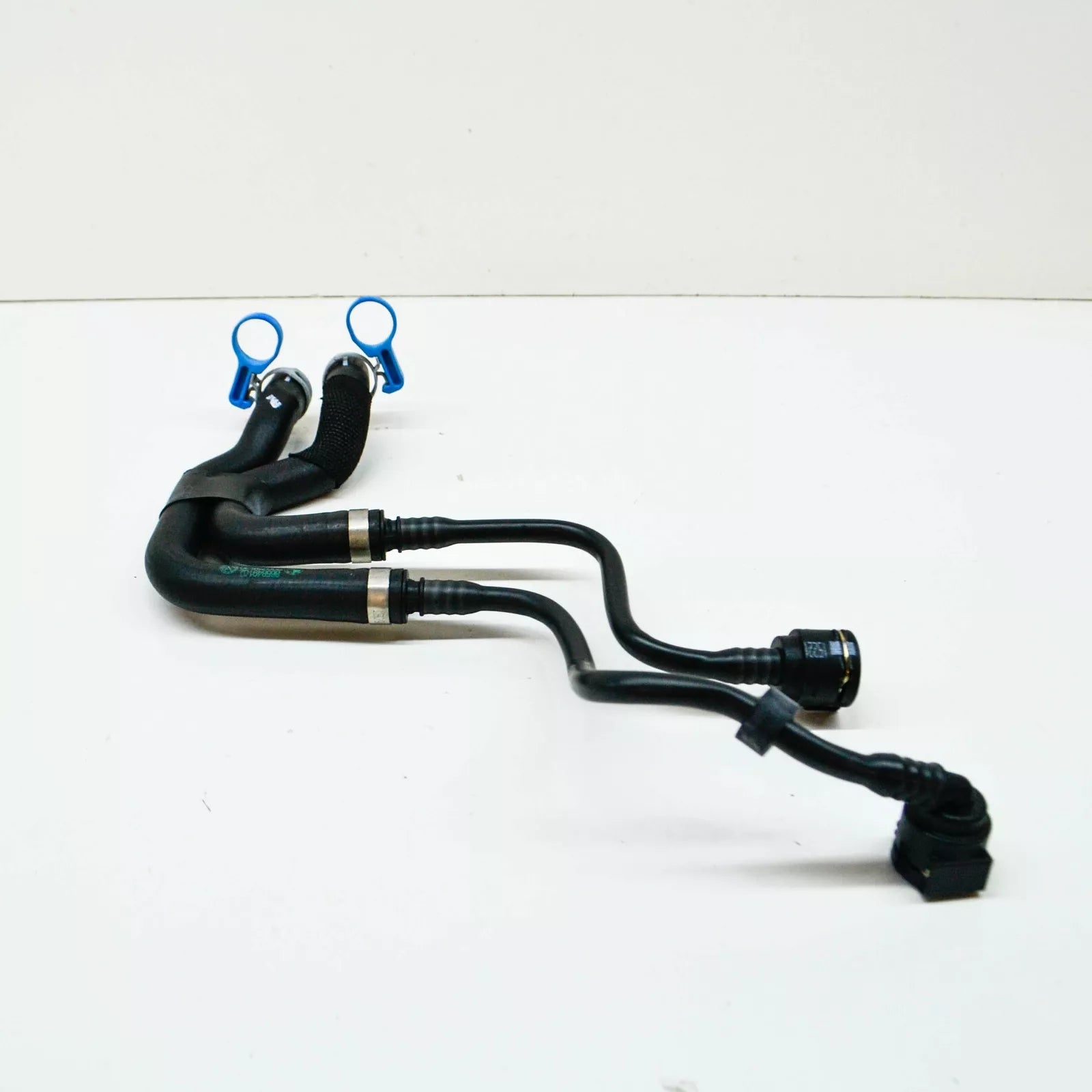 NEW BMW 2 ACTIVE TOURER F45 OIL HEAT EXCHANGER HOSE 17128658491 ORIGINAL