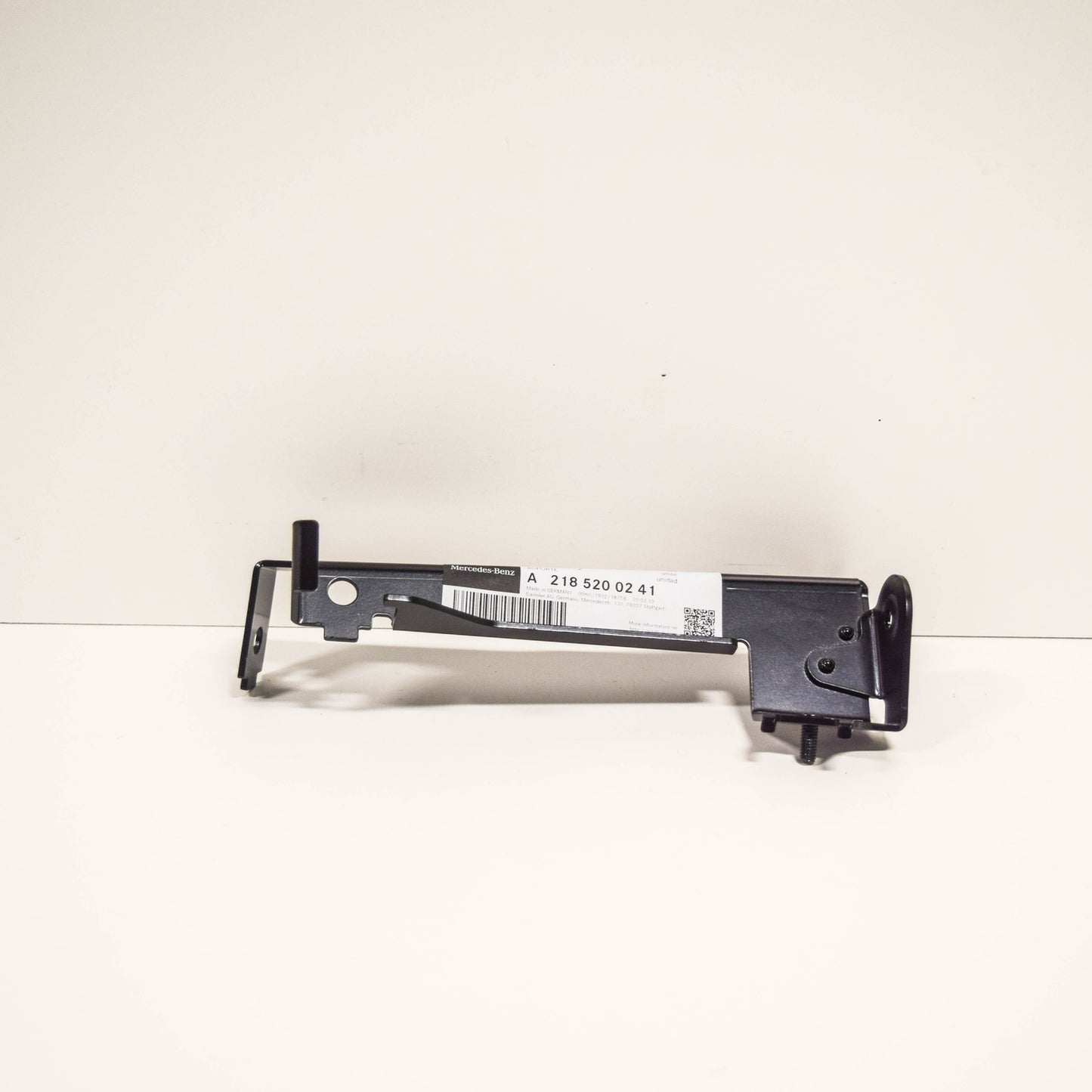 NEW MERCEDES BENZ E W212 FRONT LEFT DEFLECTOR BRACKET A2185200241 ORIGINAL