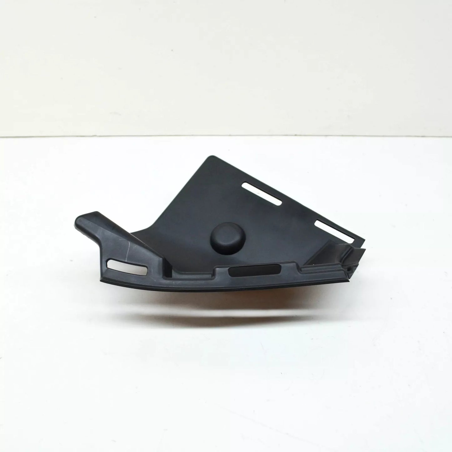 NEW MB GLC COUPE C253 AMG FRONT LEFT RADIATOR AIR DUCT A2538853904 ORIGINAL