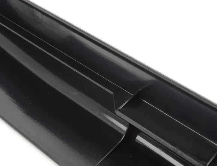 NEW MB CLK C209 FRONT RIGHT INNER DOOR SILL TRIM A20968008359051 ORIGINAL